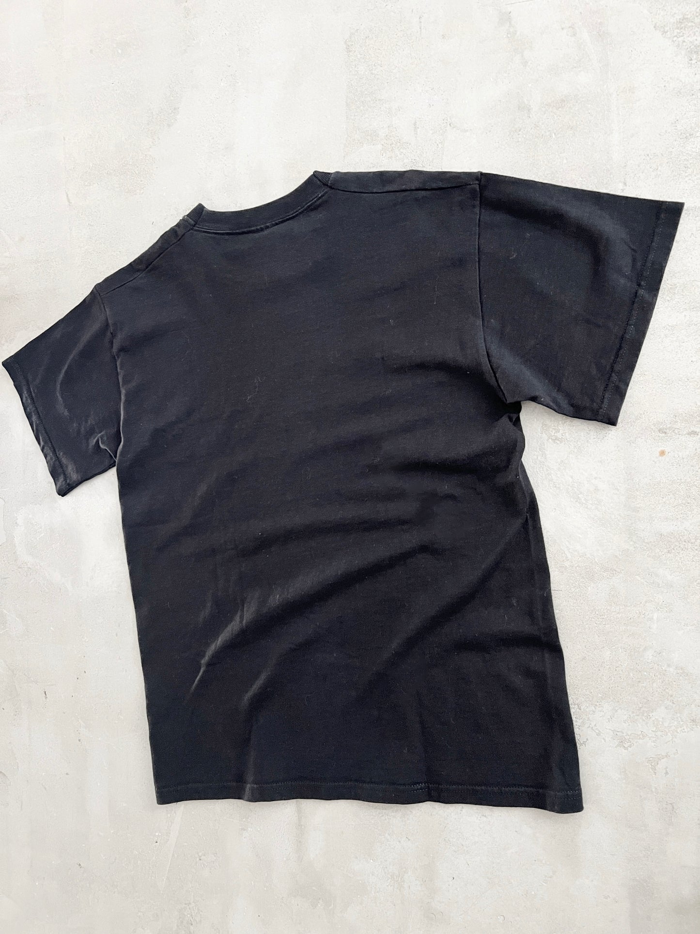 BLACK GEARS OF WAR XBOX TEE - 2000S - S