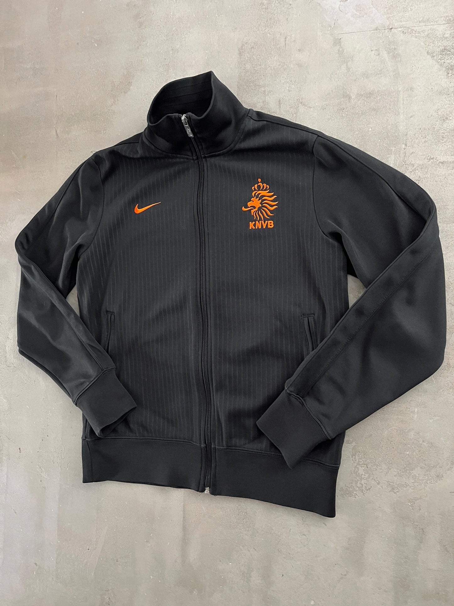 BLACK NETHERLANDS NIKE JACKET - 2000S - M