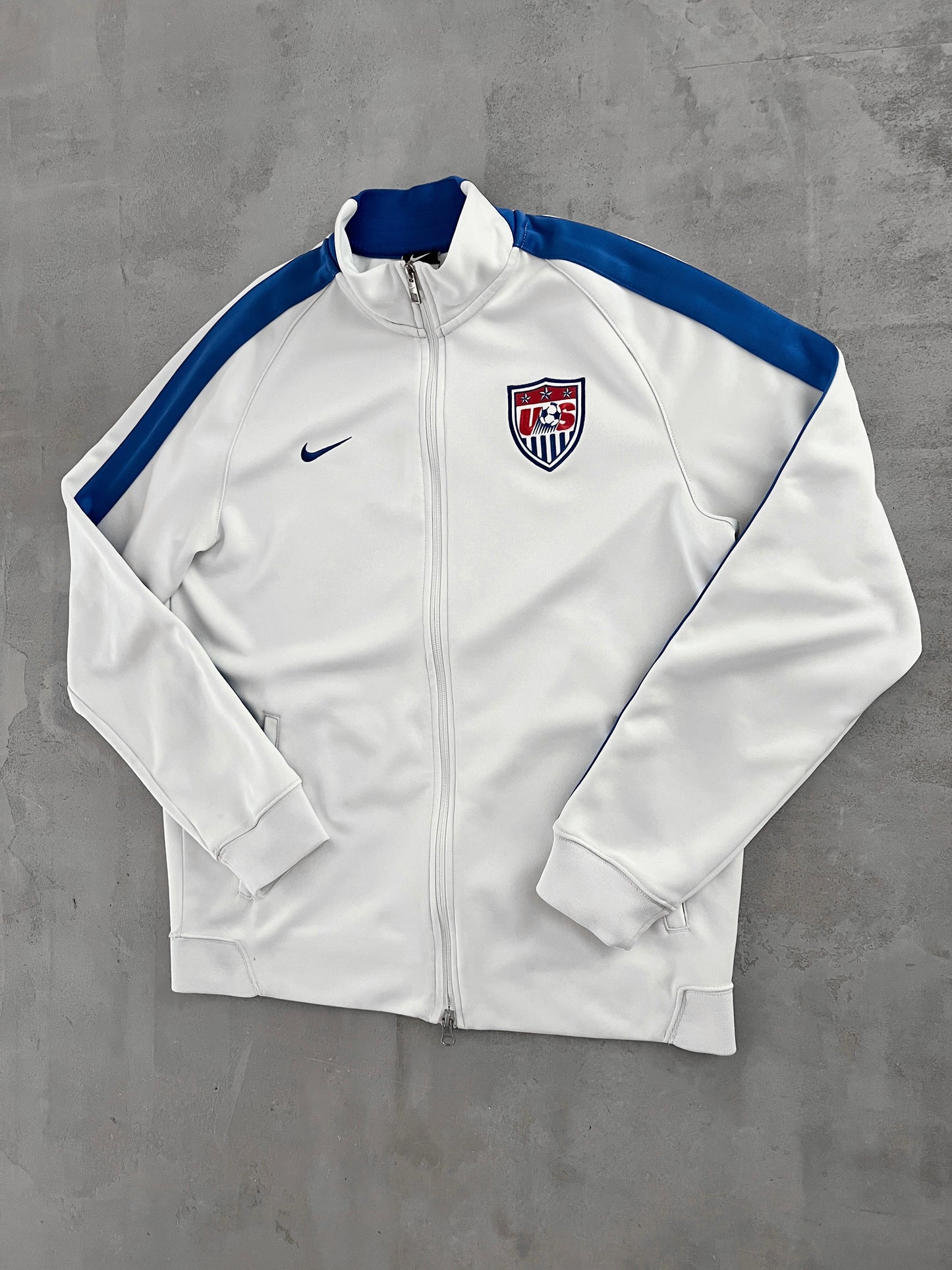 WHITE USA NIKE TRACK JACKET - 2000S - L