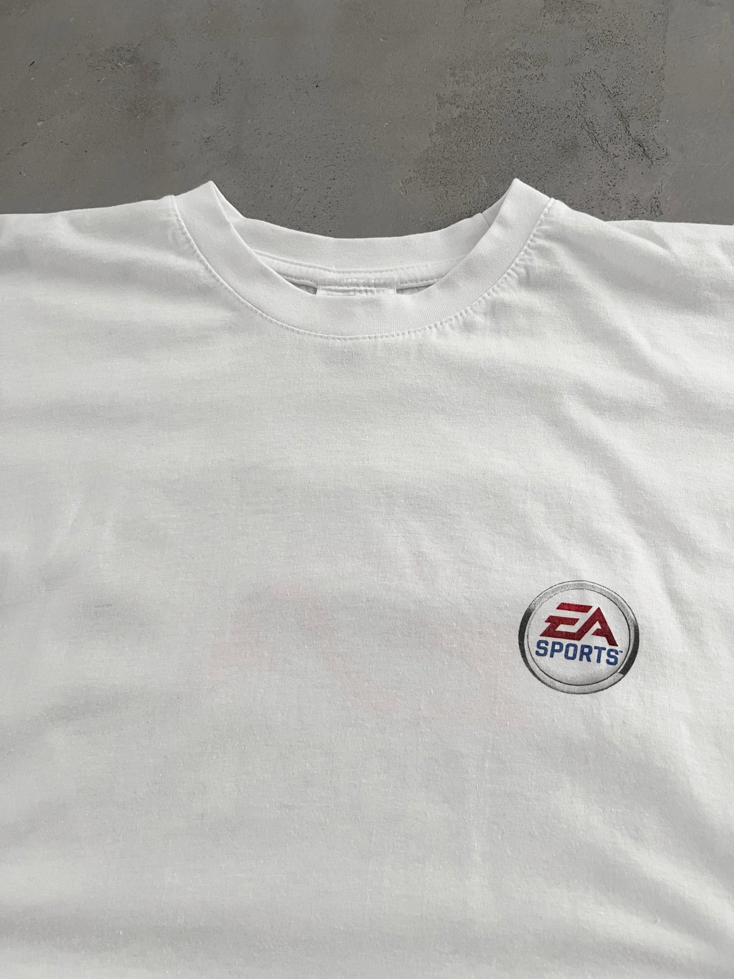 WHITE EA SPORTS PROMO TEE - 2000S - S/M