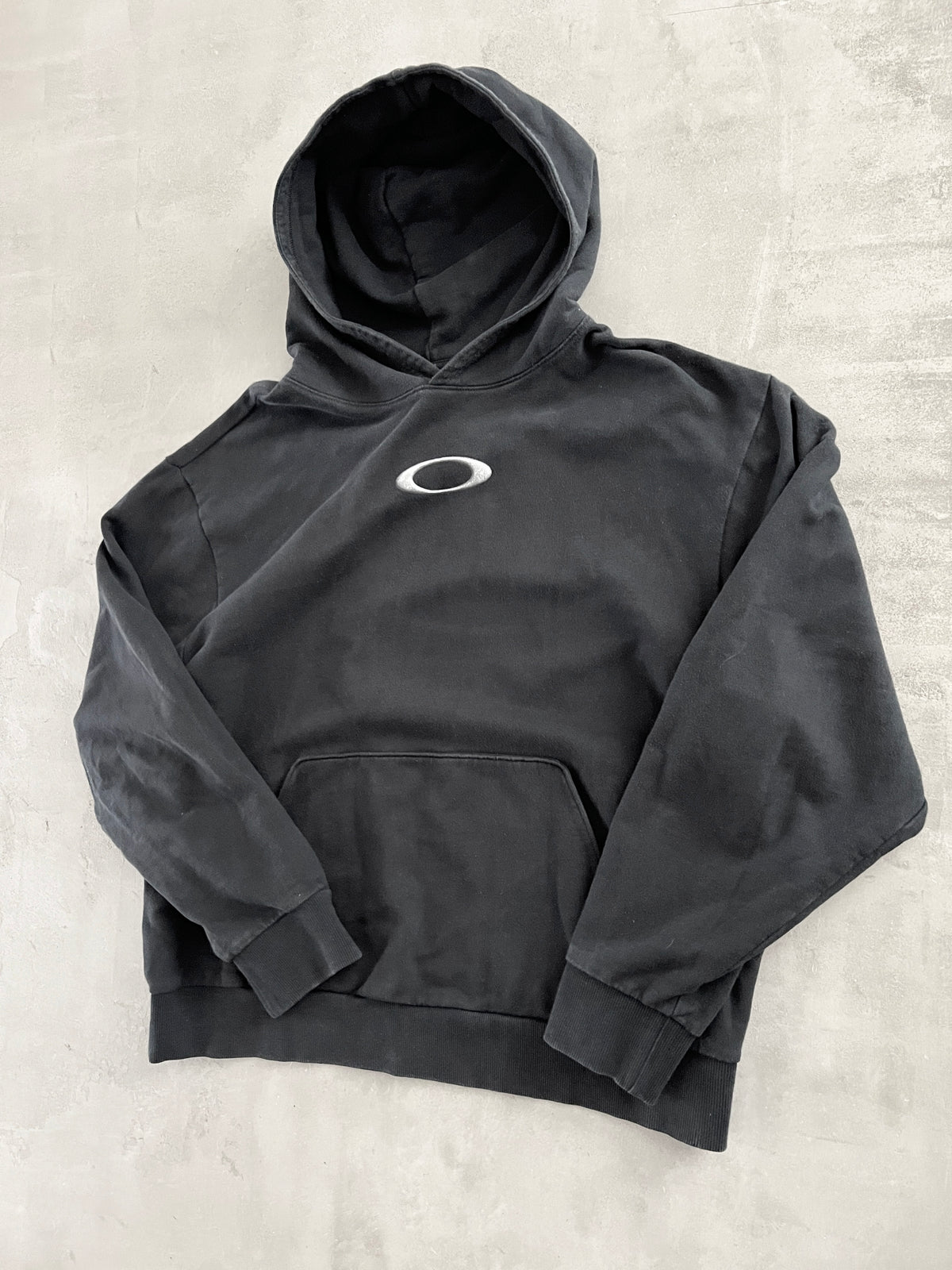 BLACK OAKLEY HOODIE - 2000S - L/M