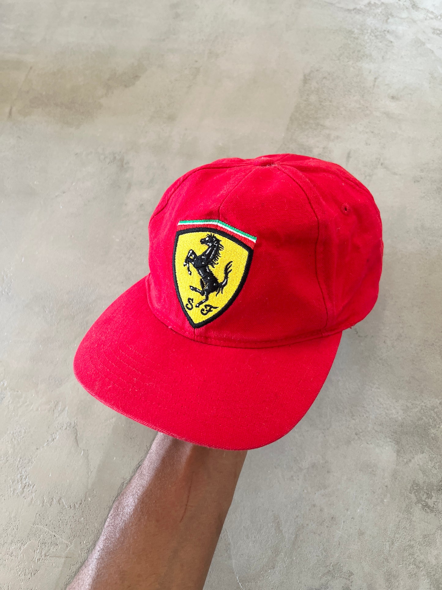 RED FERRARI CAP - 1990S