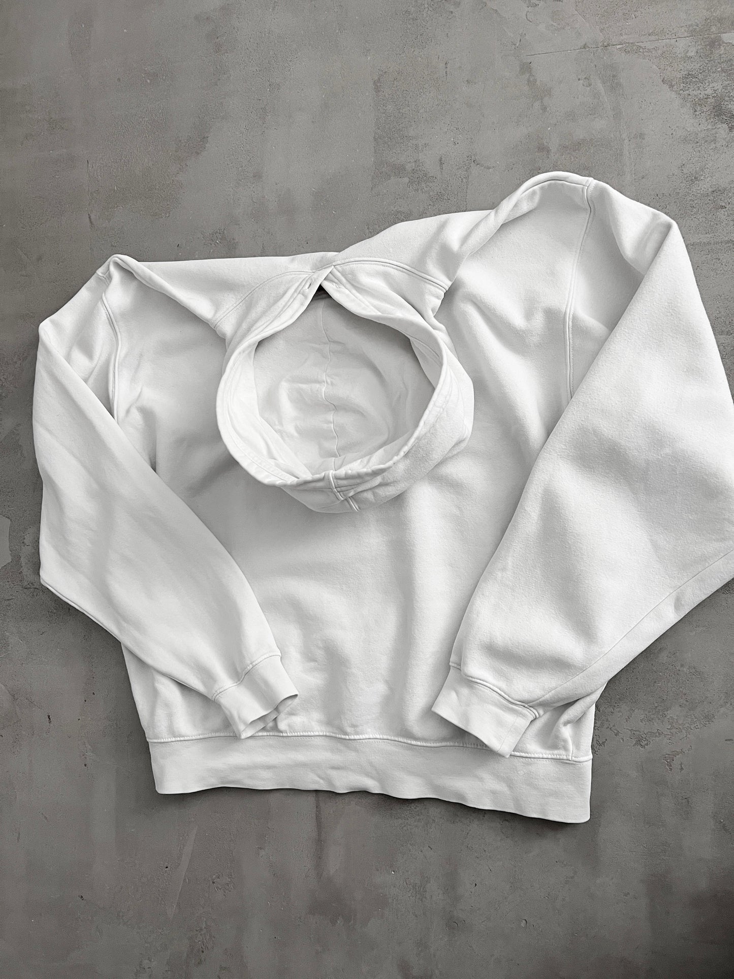 WHITE UNC NIKE HOODIE - 2000S - L