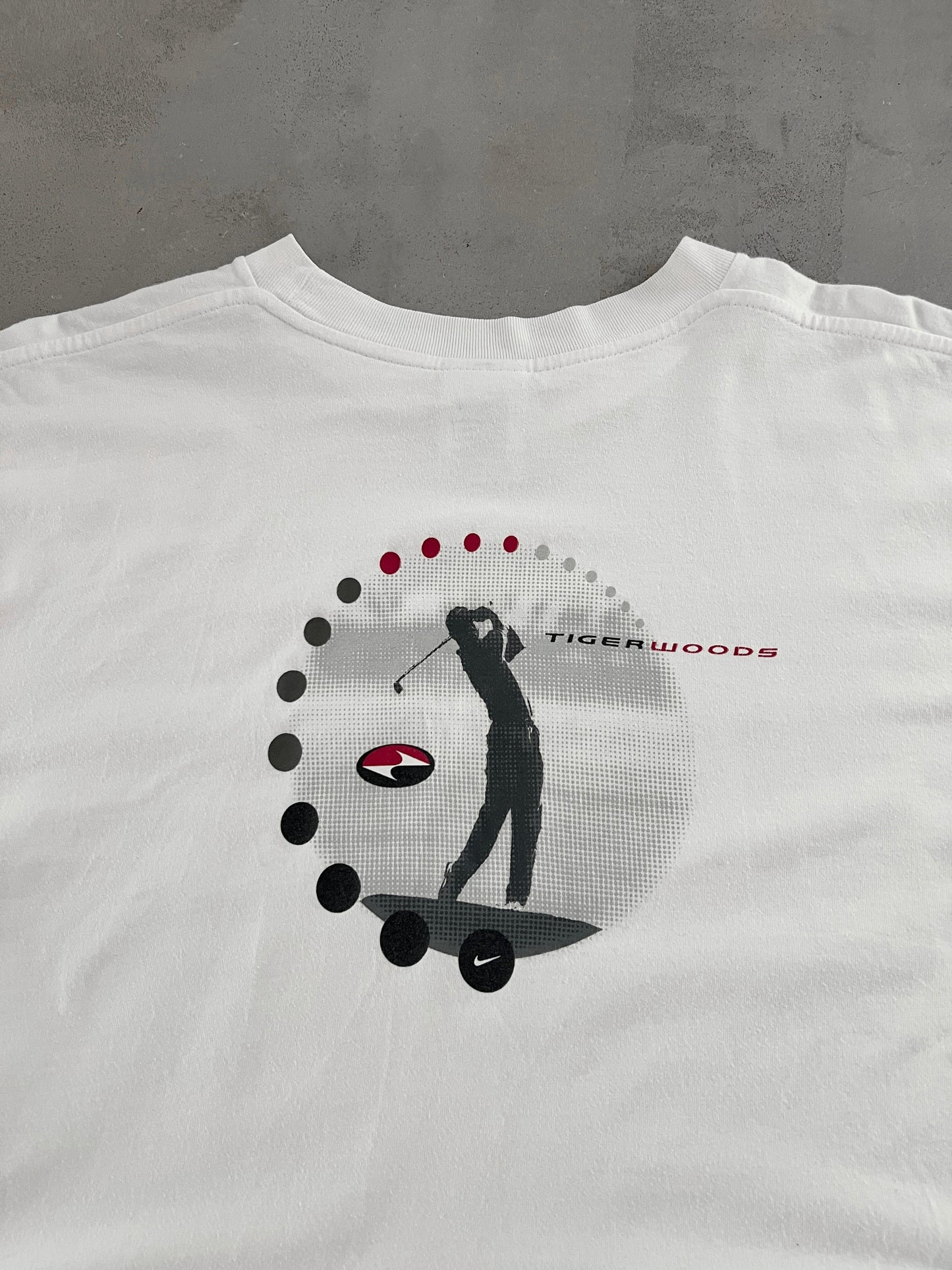 WHITE TIGER WOODS NIKE GOLF TEE - 1990S - XL