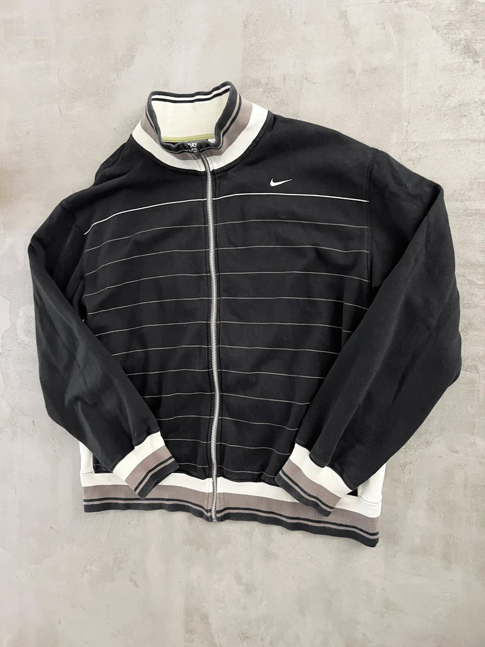 BLACK NIKE TRACK JACKET - 2000S - L