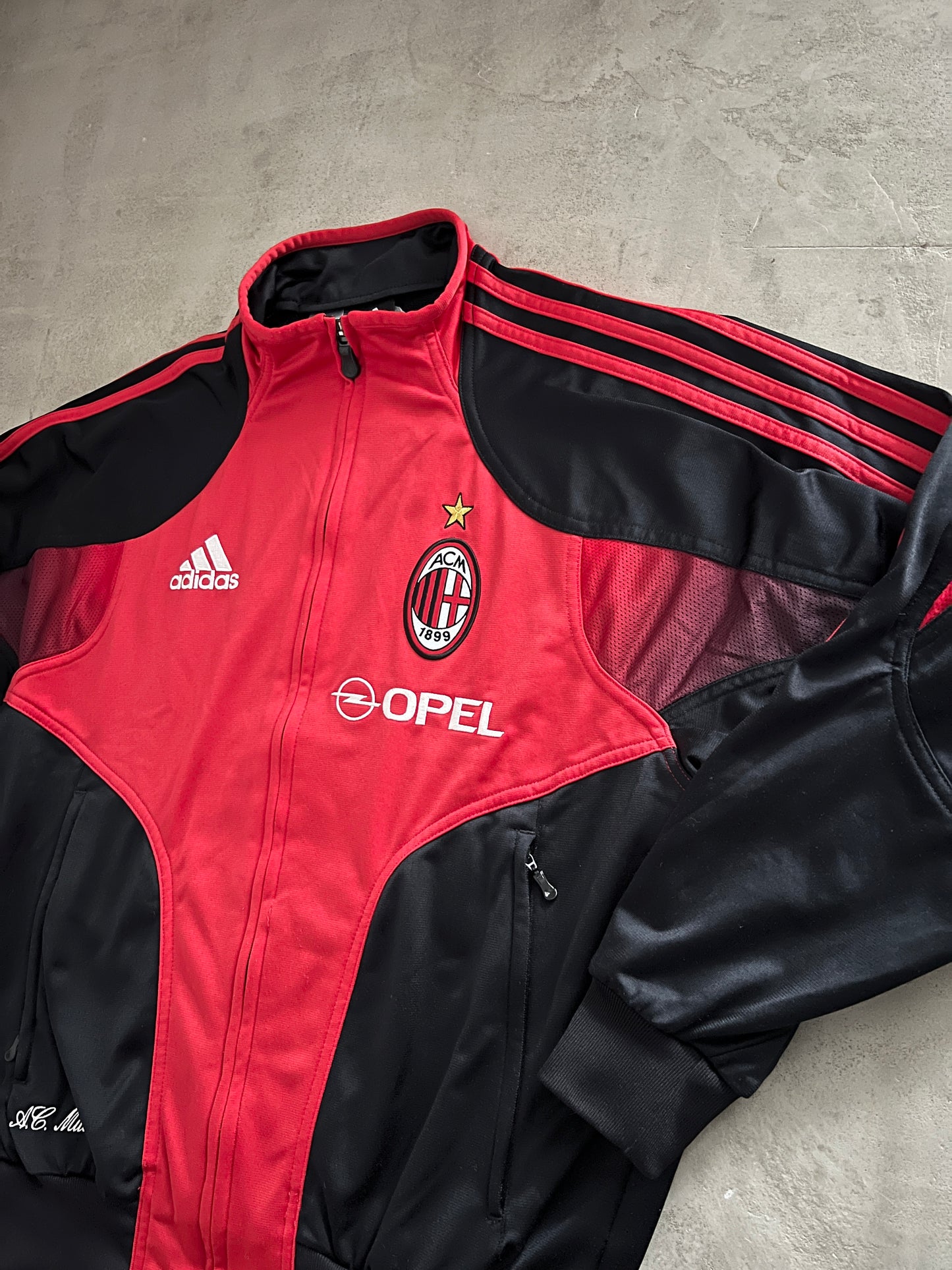 BLACK/RED AC MILAN TRACK JACKET - 2000S - XS