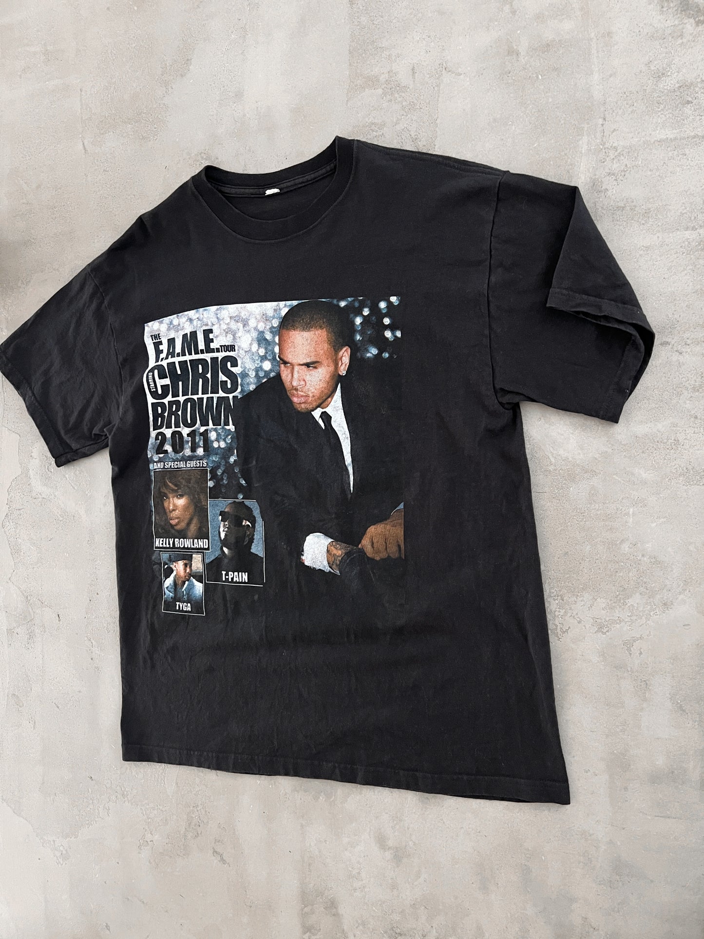 BLACK CHRIS BROWN TOUR TEE - 2000S - L