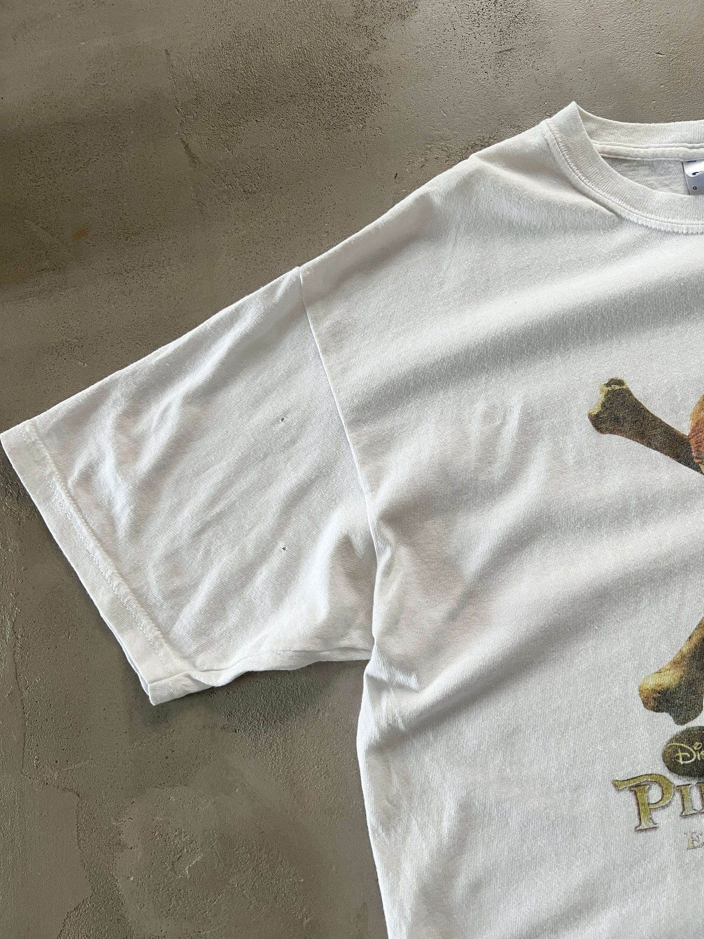 WHITE PIRATES OF THE CARIBBEAN TEE - 2000S - L