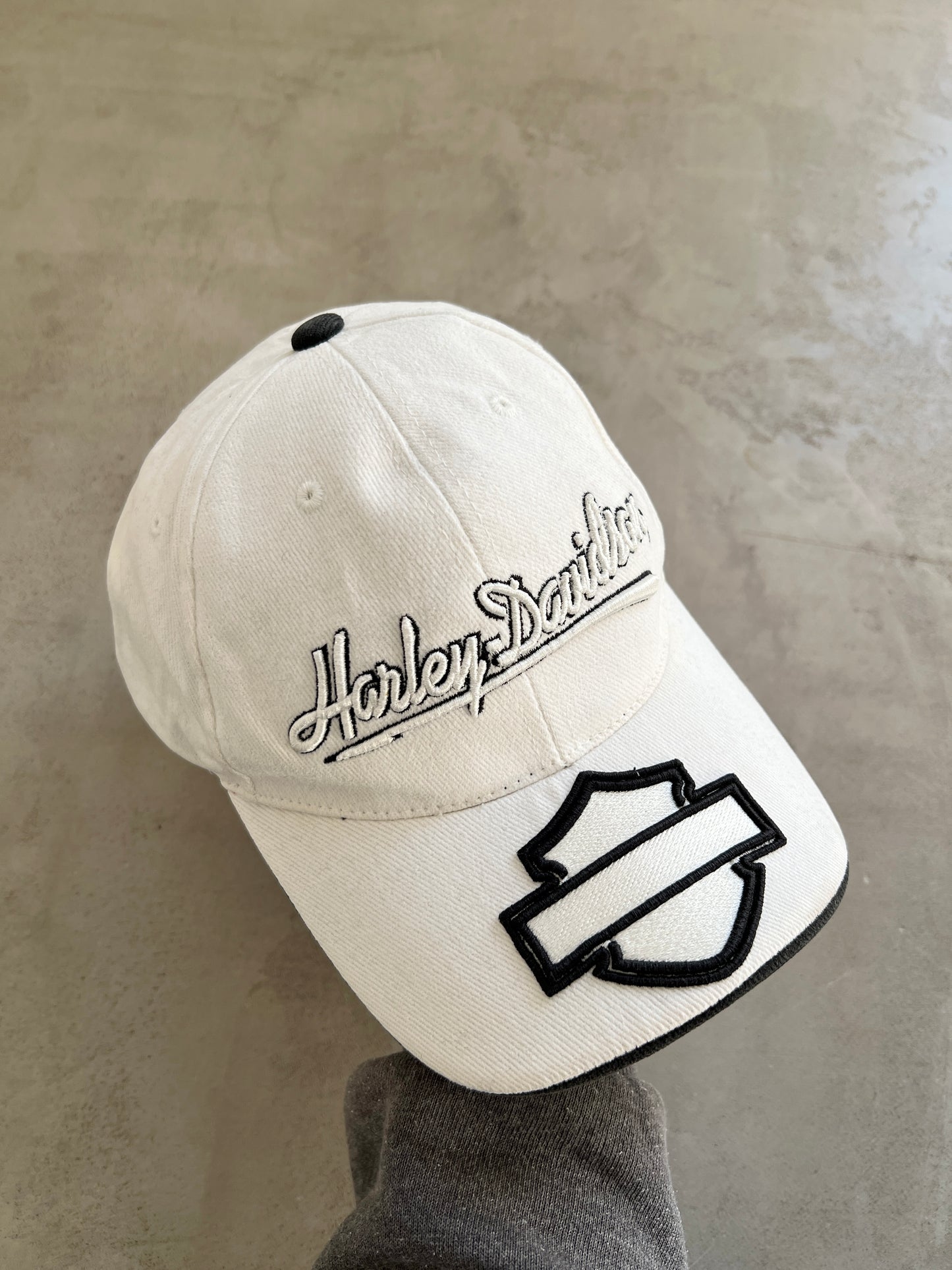WHITE HARLEY DAVIDSON CAP - 1990S
