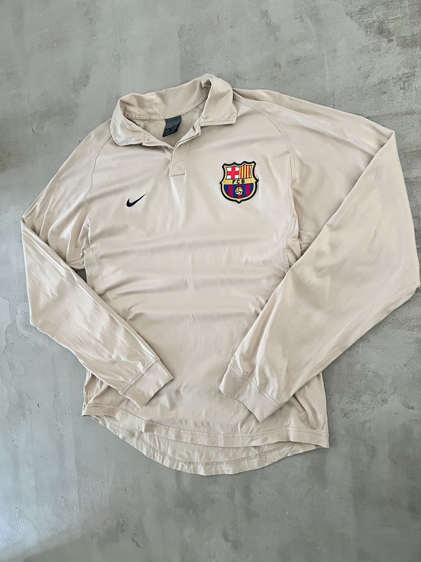 CREME FC BARCELONA NIKE LONGSLEEVE - 2000S - L