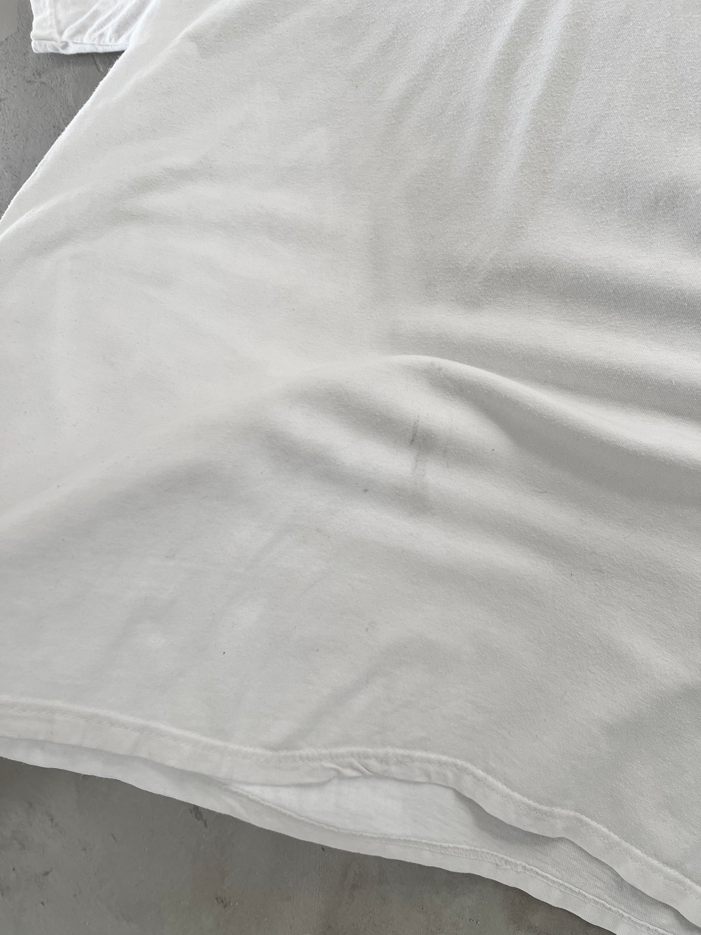 WHITE PORSCHE LE MANS TEE - 1990S - XL