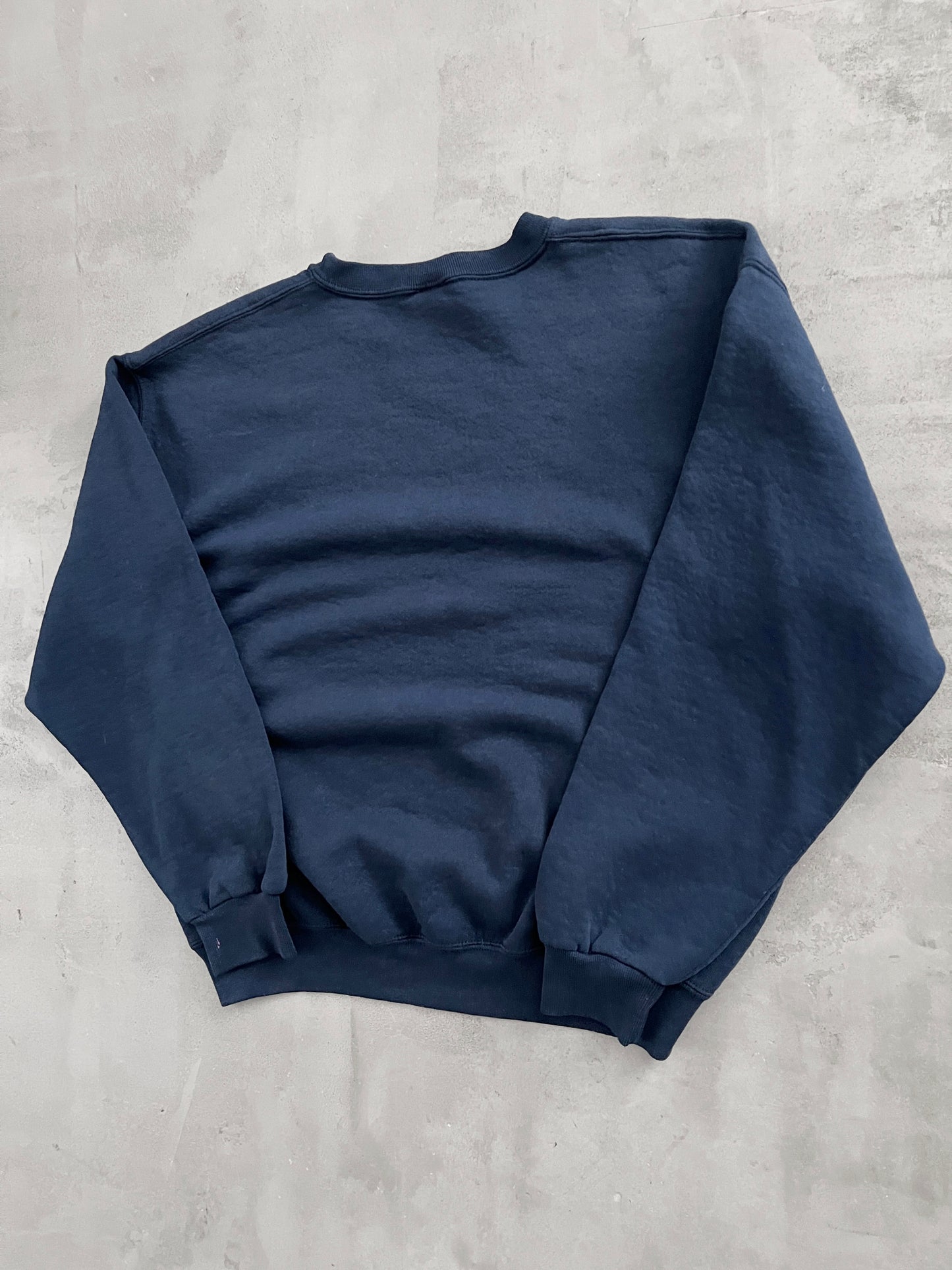 NAVY YANKEES RUSSELL SWEATER - 1990S - L