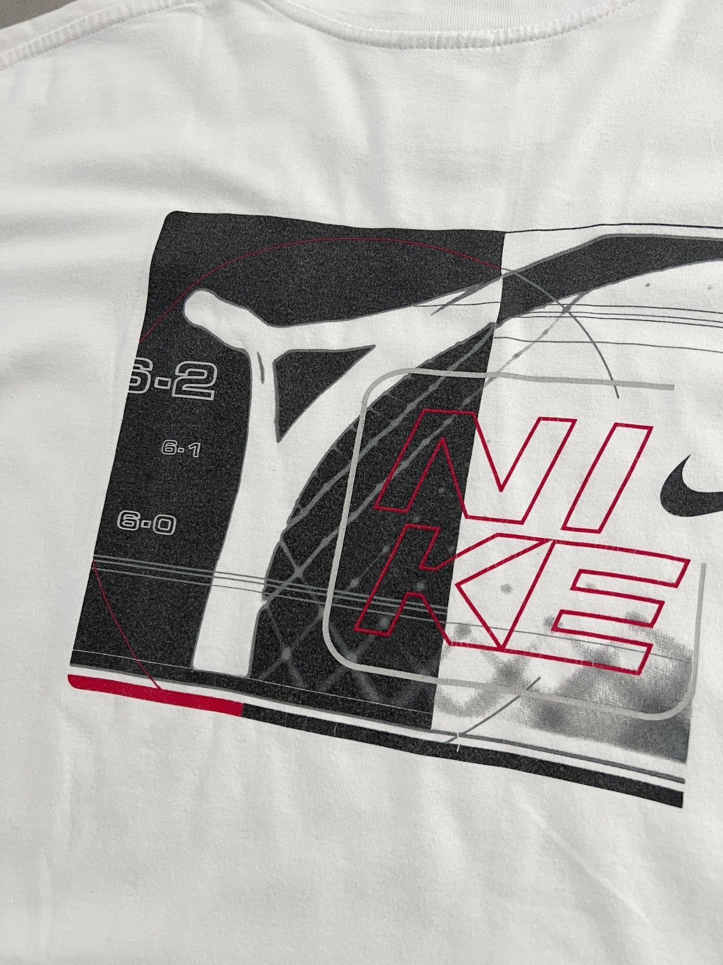 WHITE NIKE TENNIS TEE - 1990S - XL