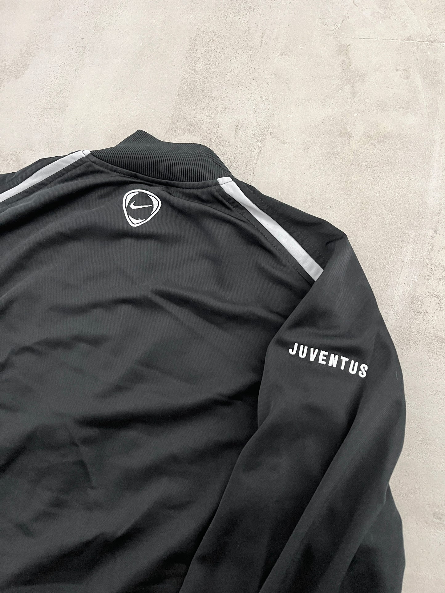 BLACK JUVENTUS NIKE JACKET - 2000S - L/M