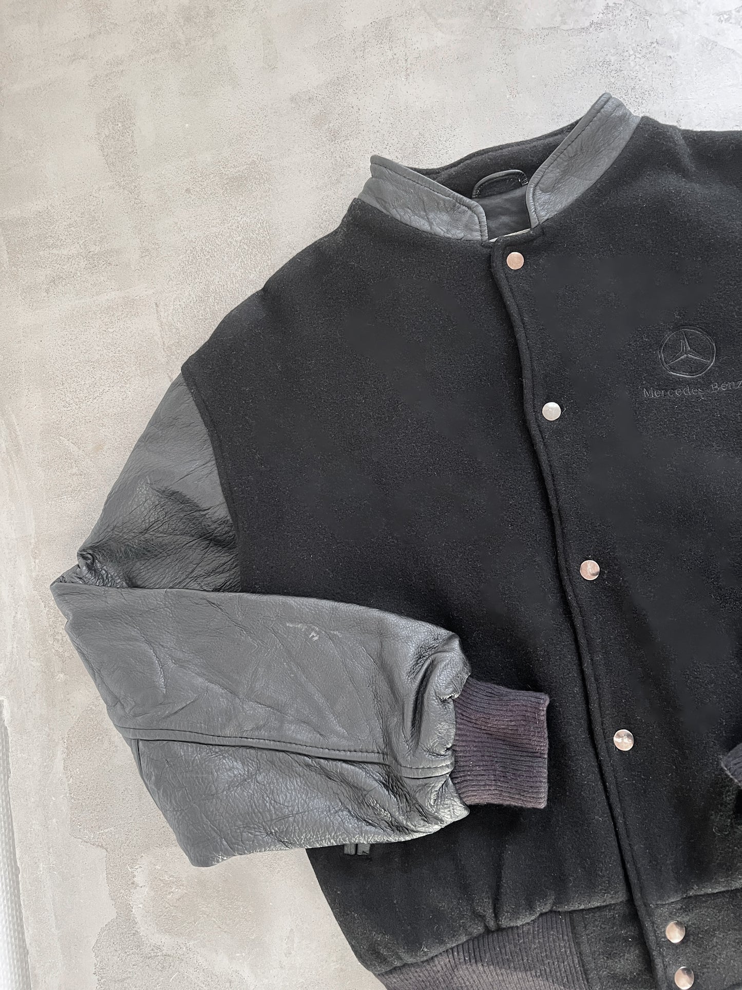 BLACK MERCEDES BENZ JACKET - 1990S - M