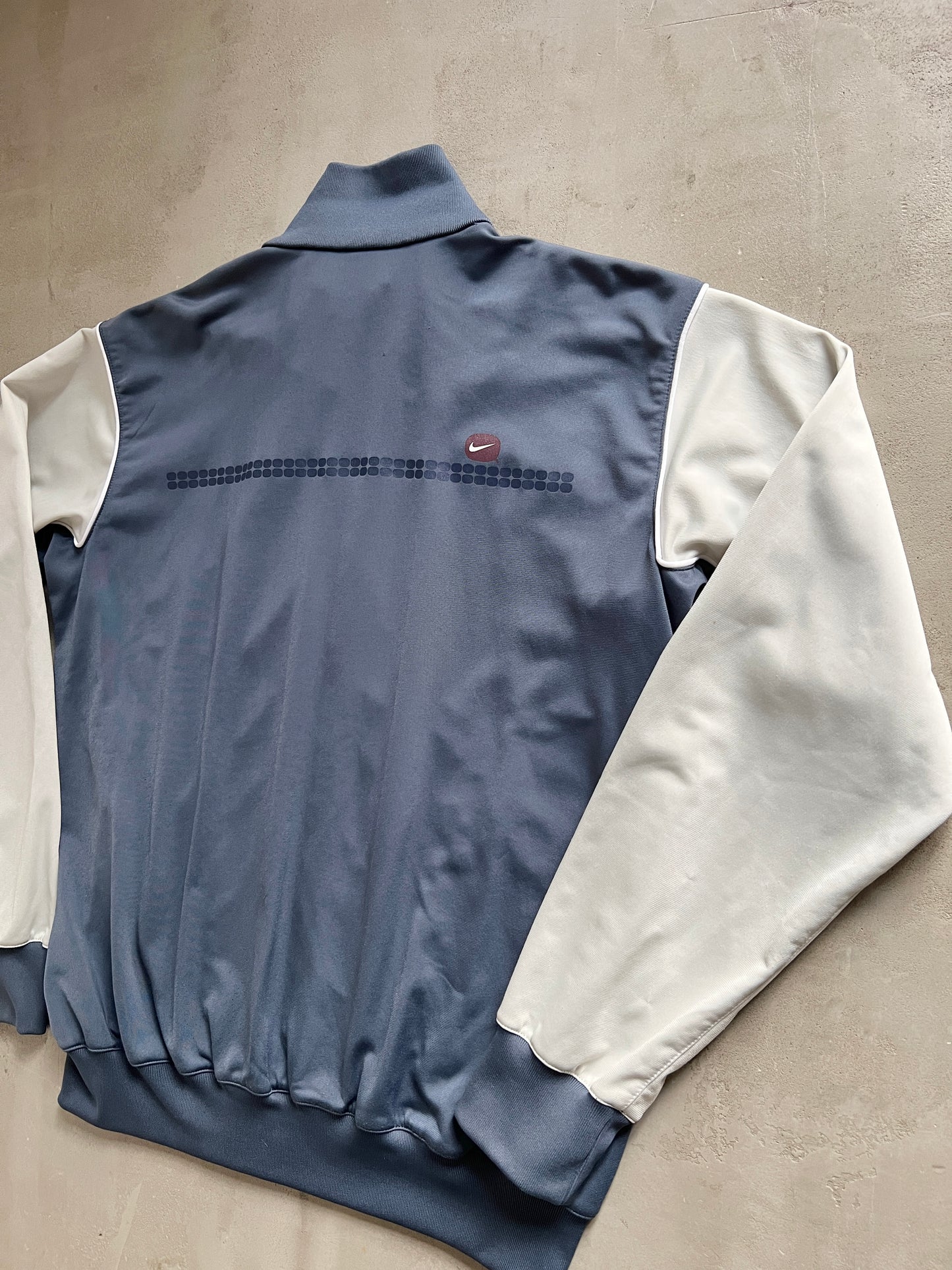 CREME/NAVY NIKE TRACK JACKET - 2000S - L
