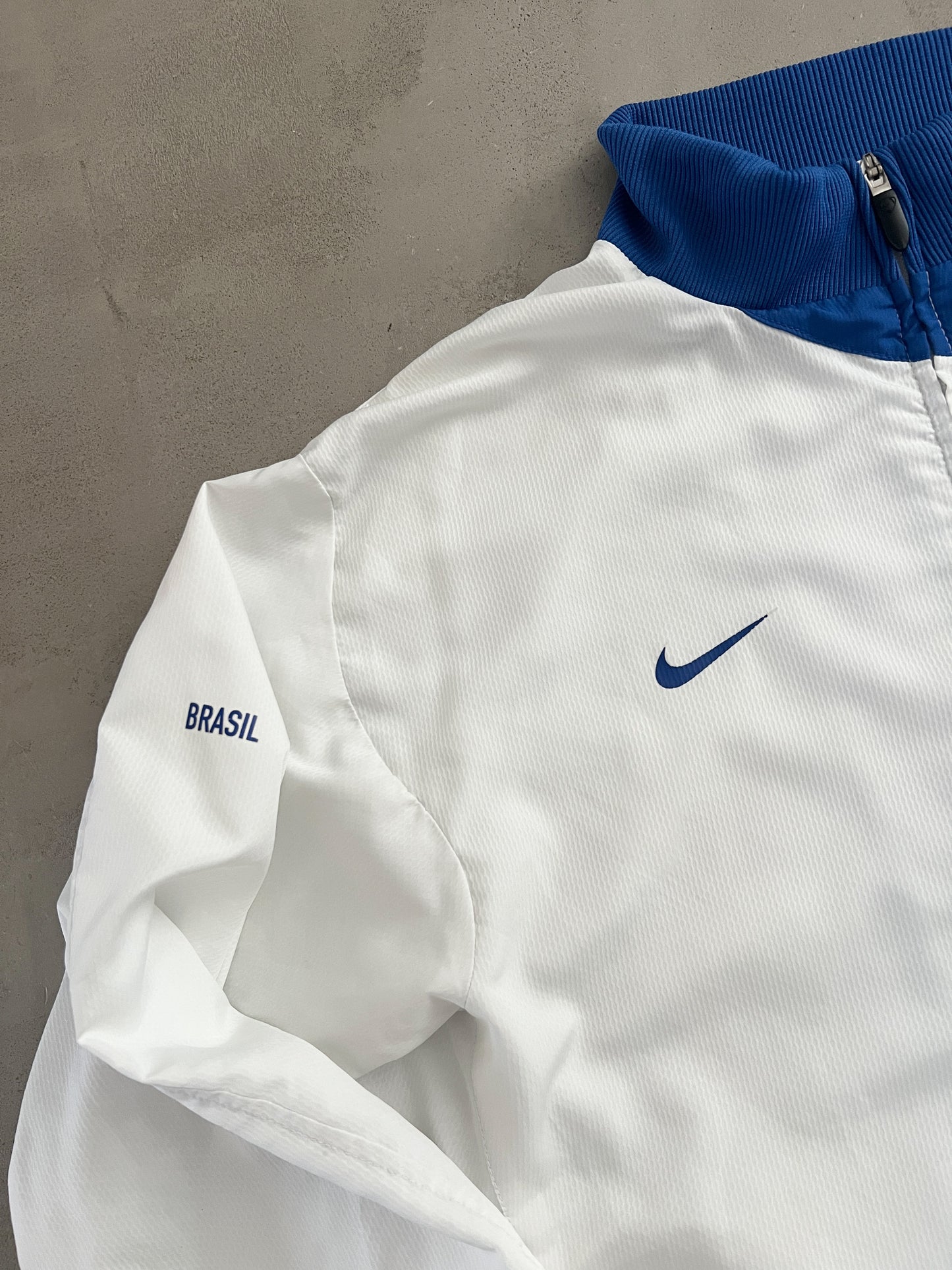 WHITE BRAZIL NIKE JACKET - 2000S - L