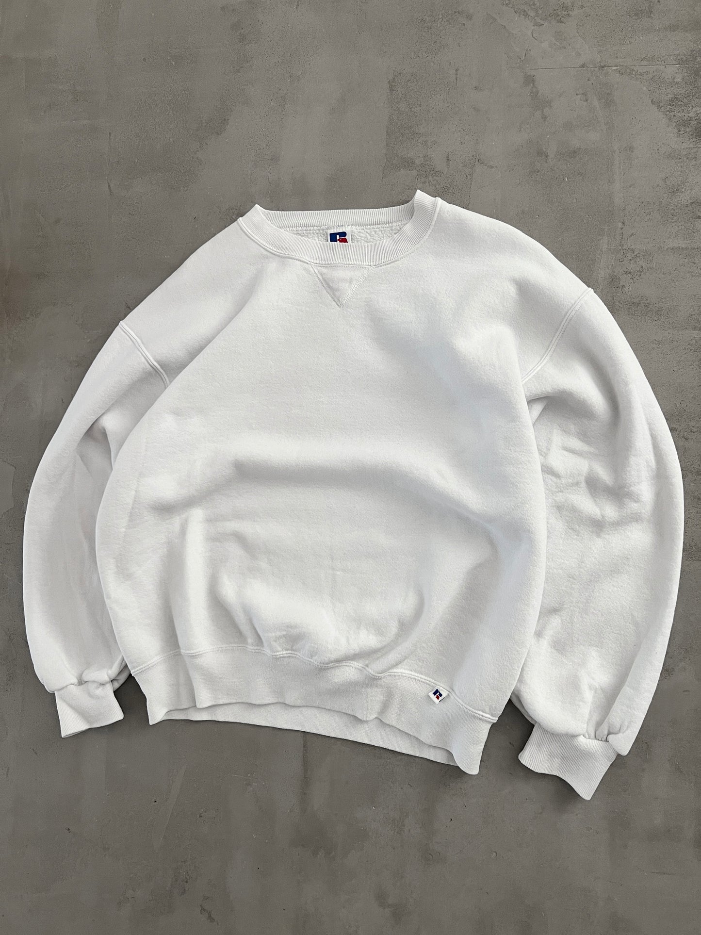 WHITE RUSSELL SWEATER - 1990S - L/M