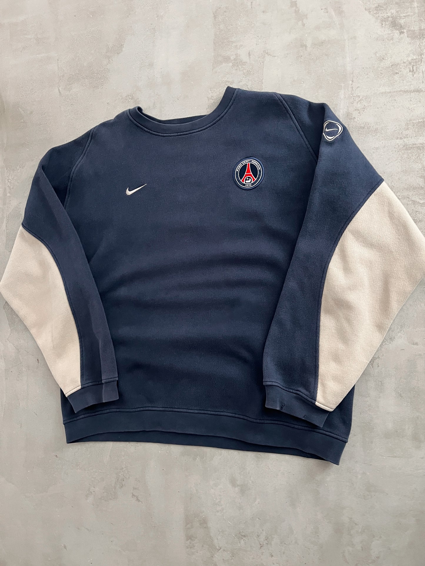 NAVY/CREME PSG NIKE SWEATER - 2000S - XL