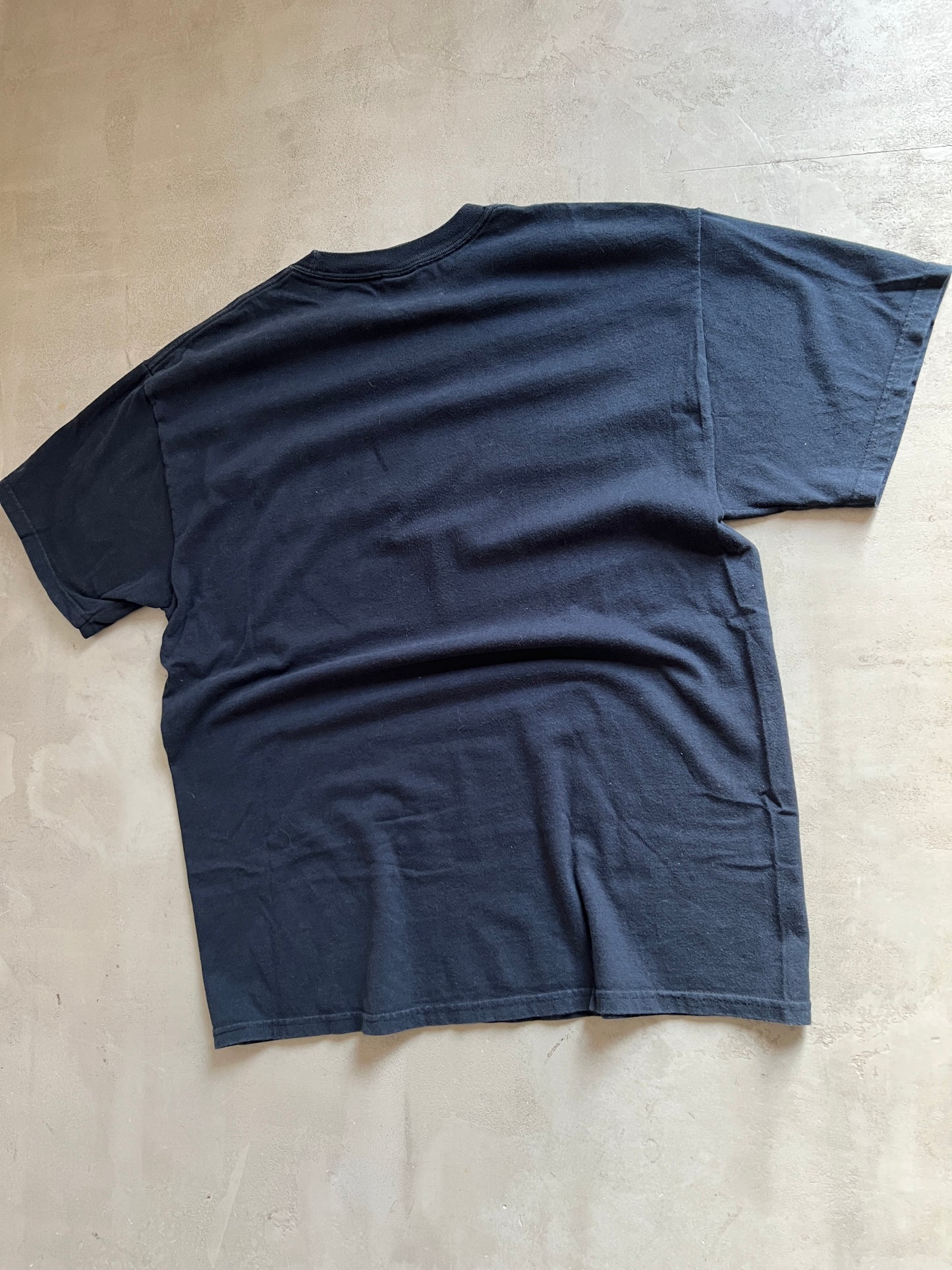 FADED BLACK APPLE TEE - 2000S - XL