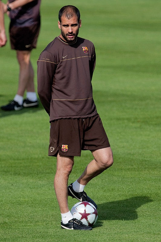 MOCHA FC BARCELONA NIKE TRACKSUIT - 2000S - L