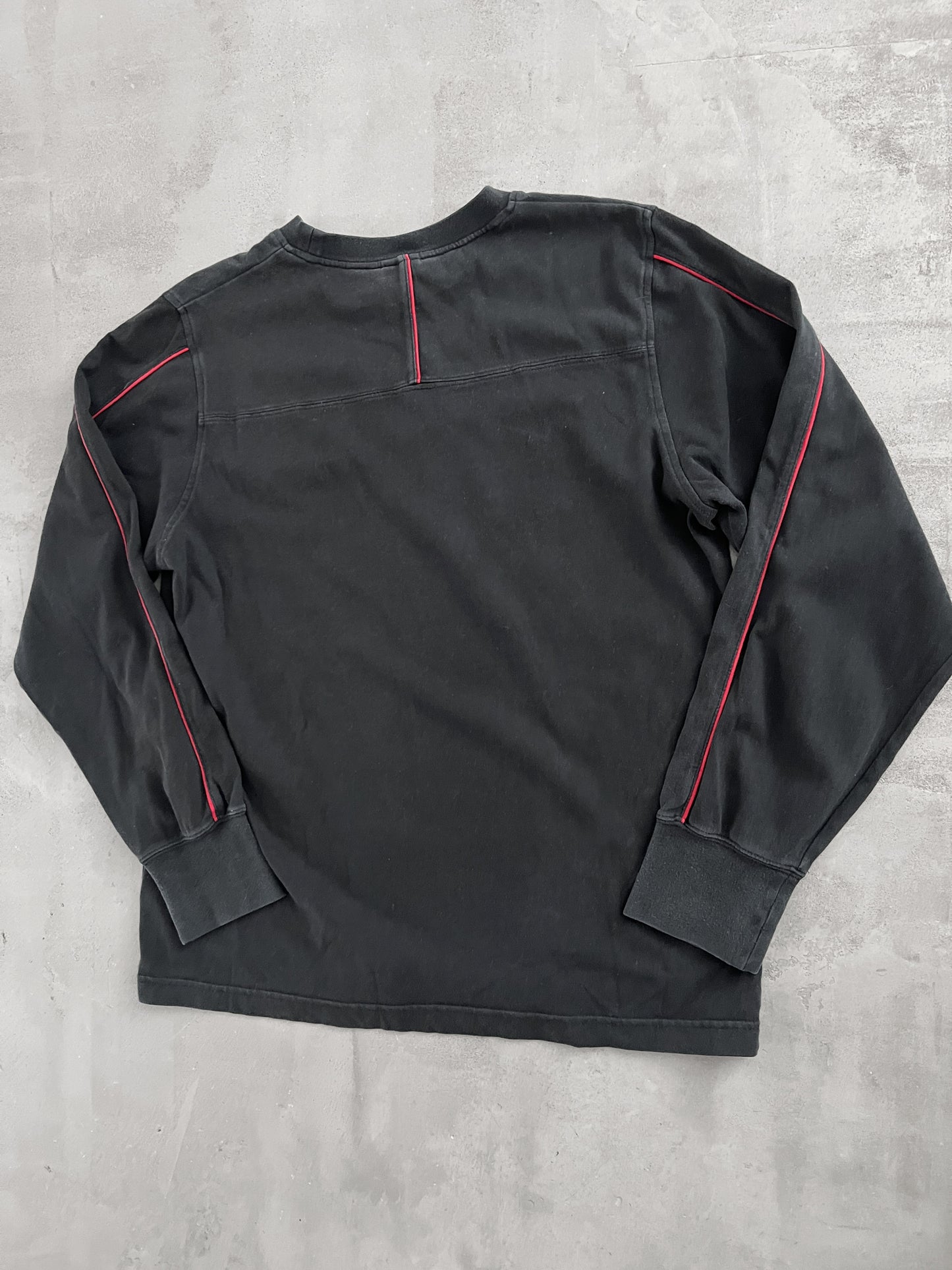 BLACK MANCHESTER UNITED LONGSLEEVE - 2000S - M