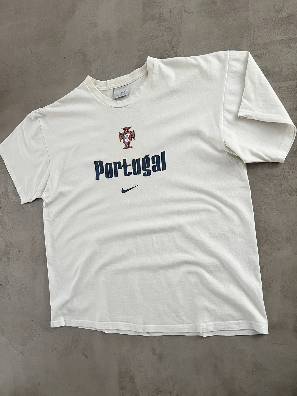 CREME PORTUGAL FIGO NIKE TEE - 1990S - L