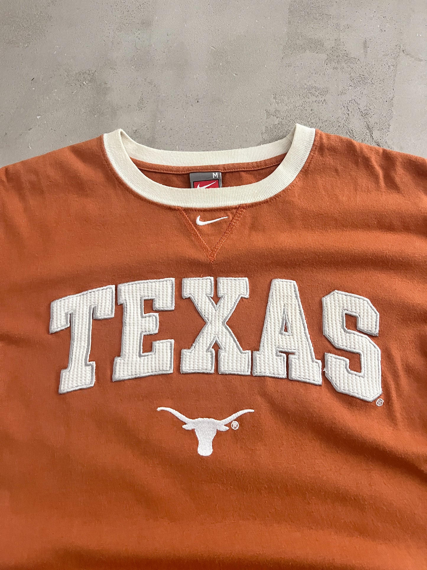 ORANGE/CREME TEXAS NIKE LONGSLEEVE - 2000S - XS