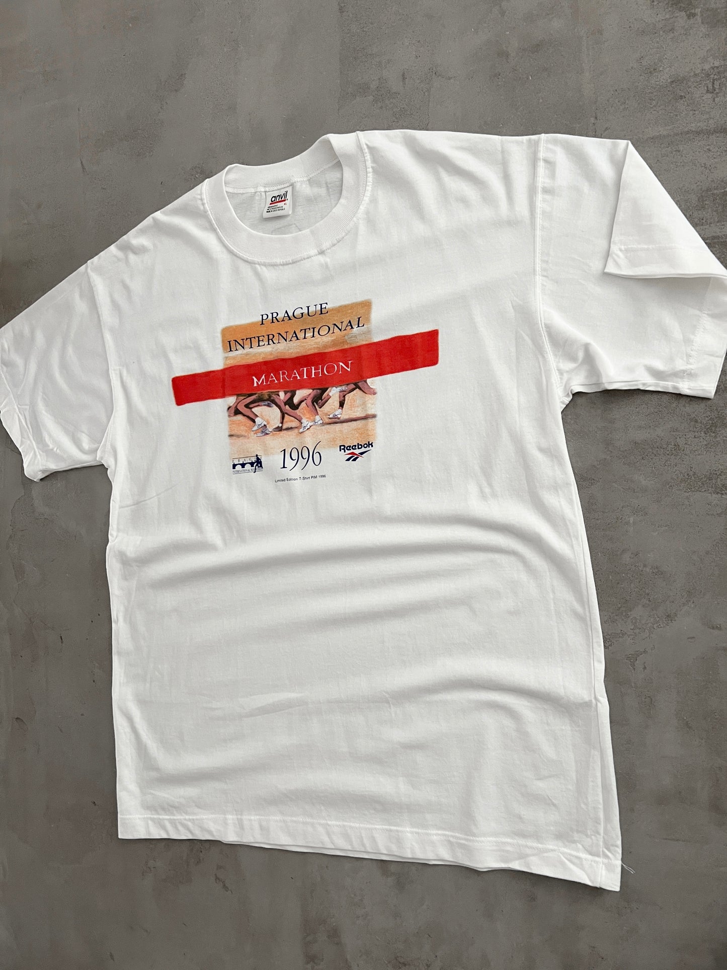 WHITE REEBOK PRAGUE MARATHON TEE - 1996 - XXL