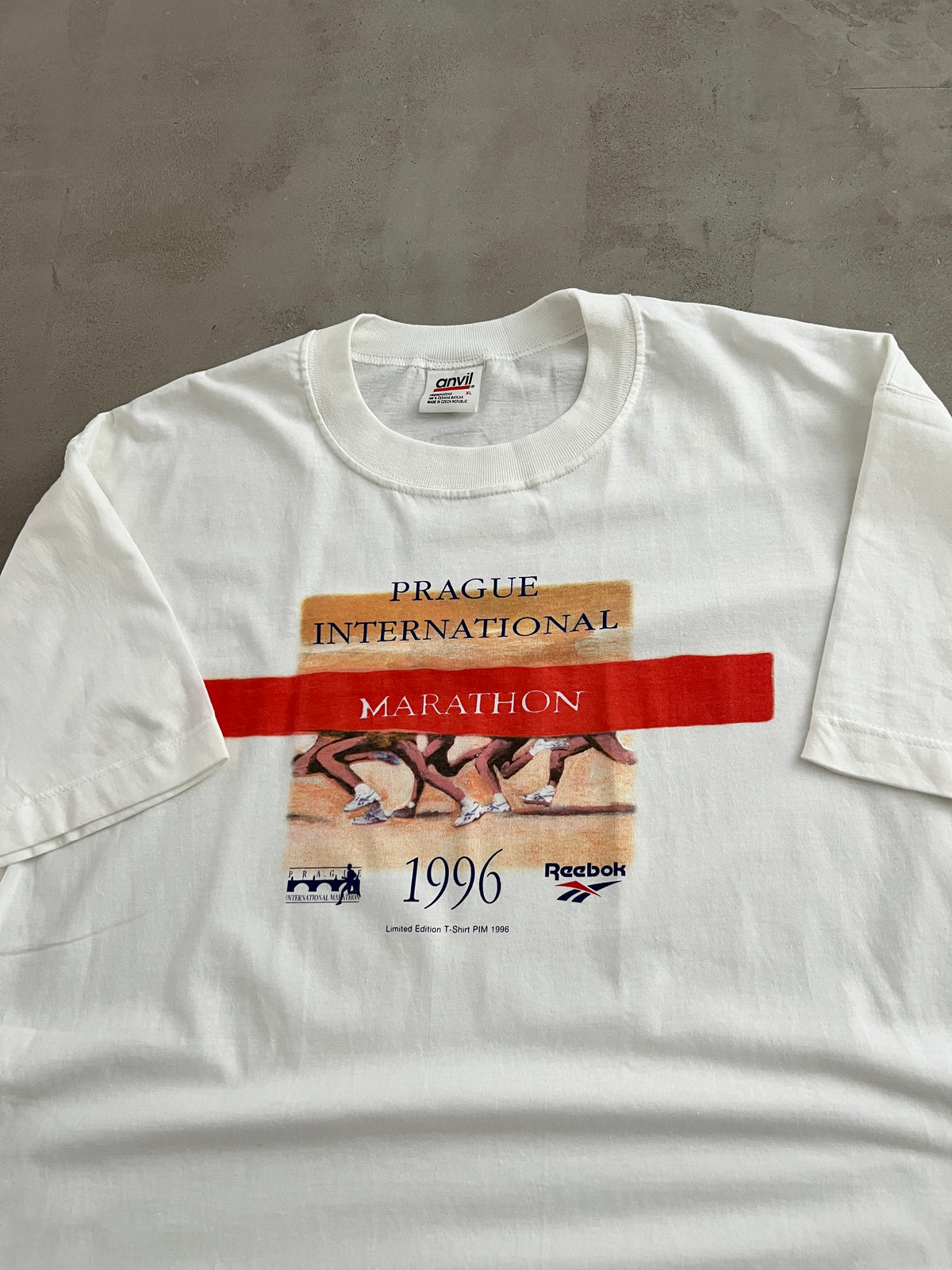 WHITE REEBOK PRAGUE MARATHON TEE - 1996 - XXL