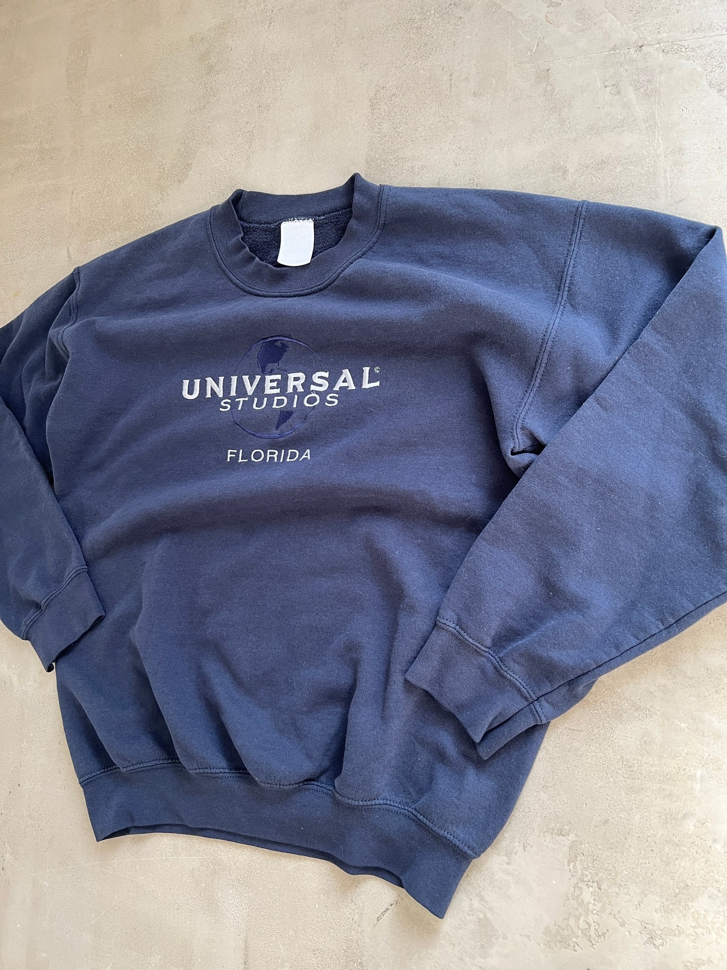 NAVY UNIVERSAL SWEATER - 1990S - M