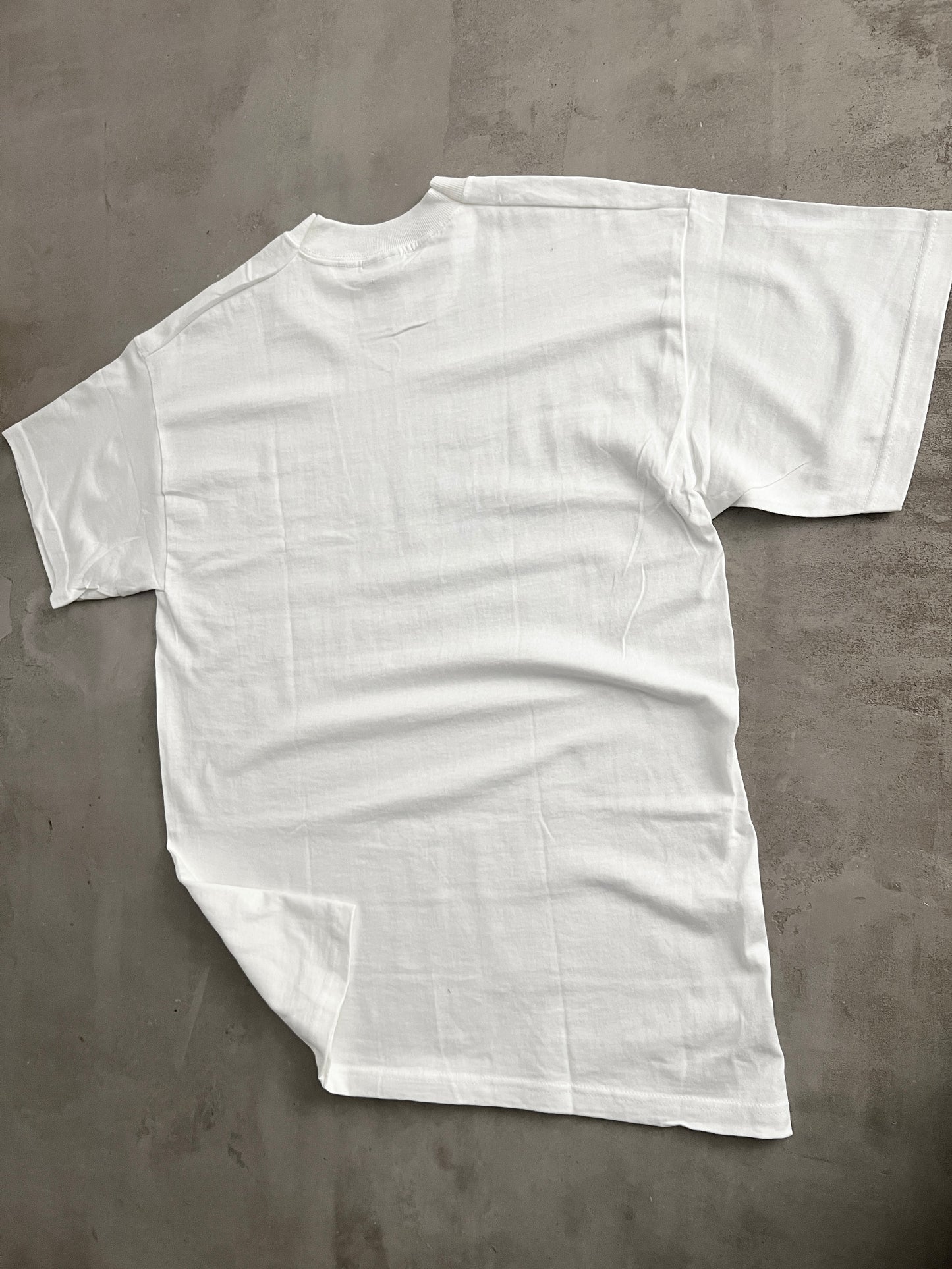 WHITE FART PARODY FORD TEE - 2000S - XL