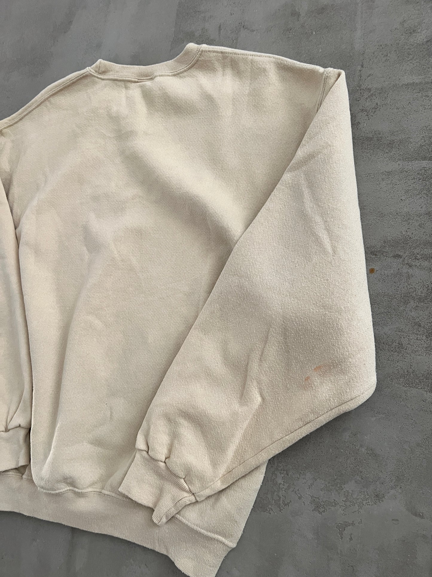 CREME RUSSELL SWEATER - 1990S - L