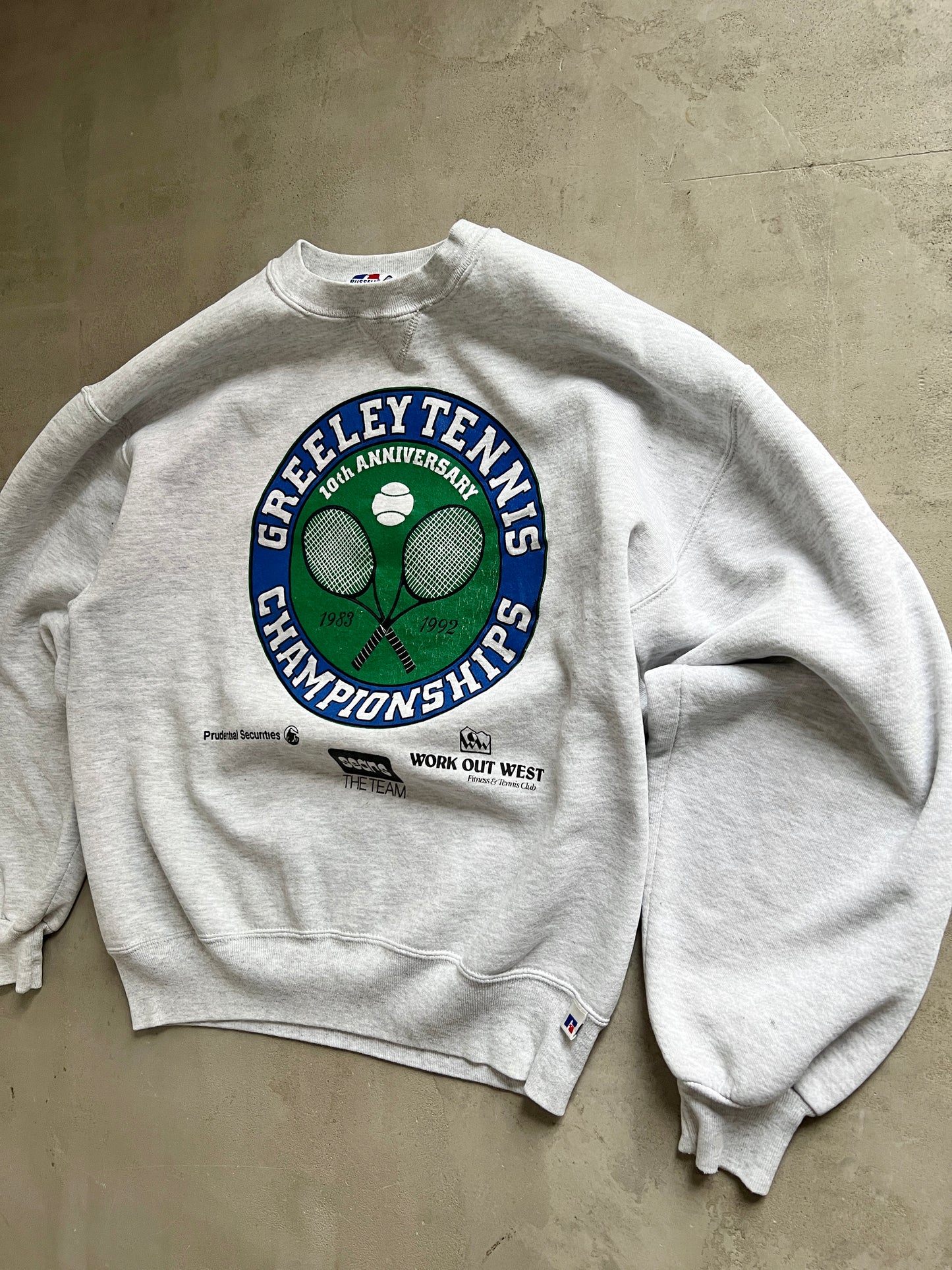 GREY RUSSELL TENNIS SWEATER - 1990S - M/L