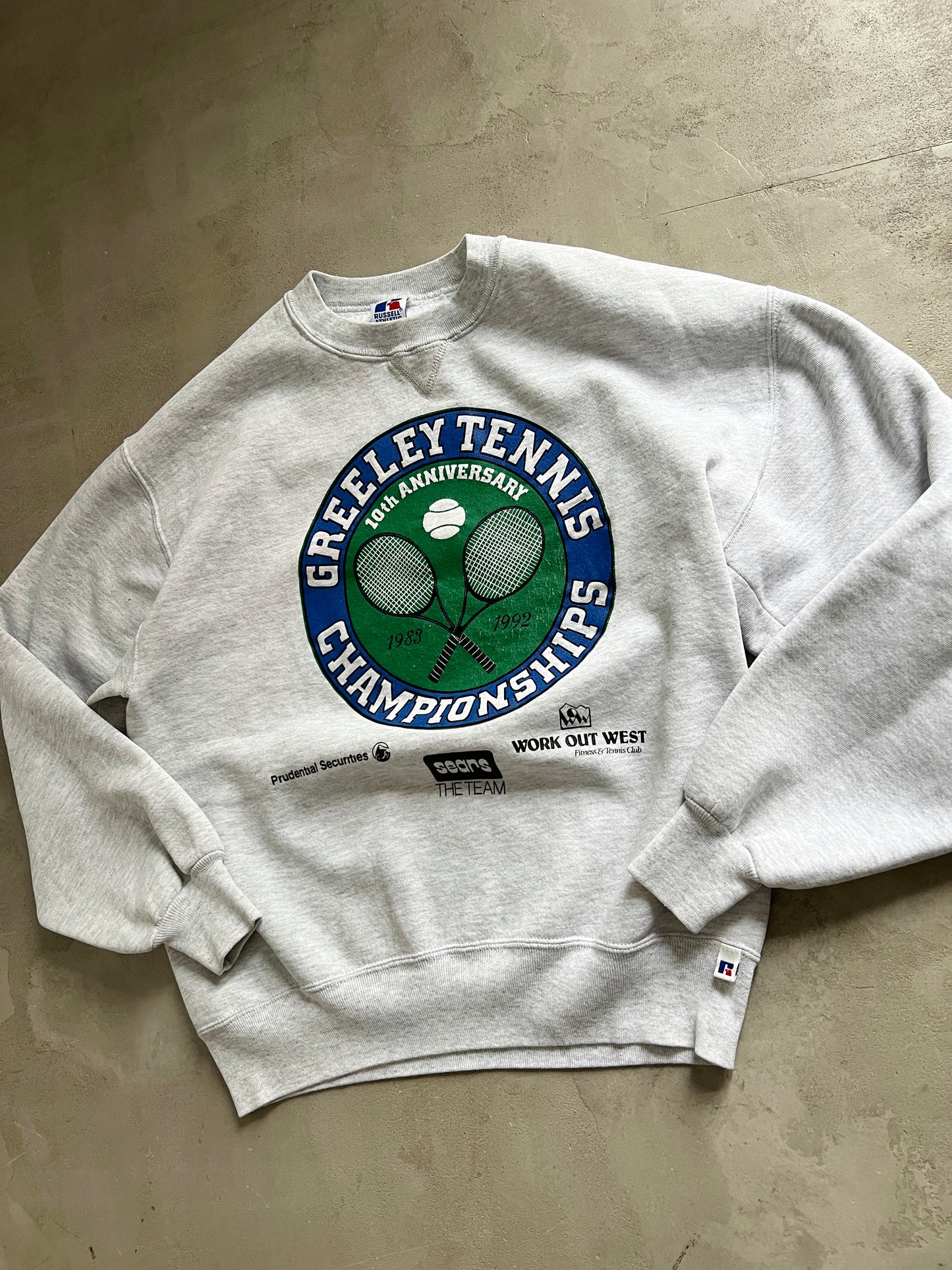 GREY RUSSELL TENNIS SWEATER - 1990S - M/L