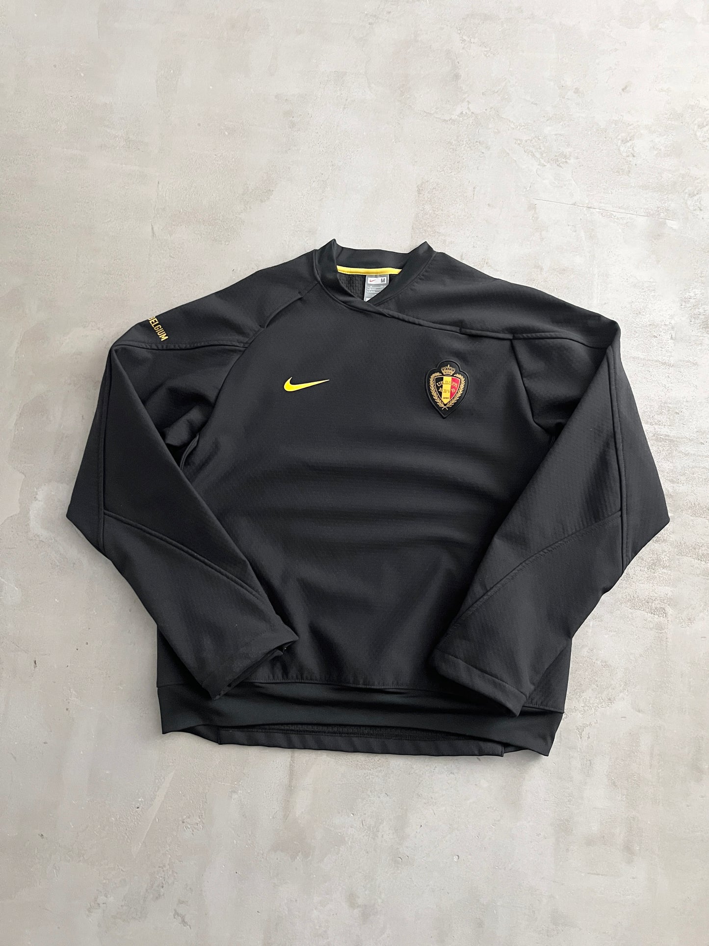 BLACK BELGIUM NIKE SWEATER - 2000S - M