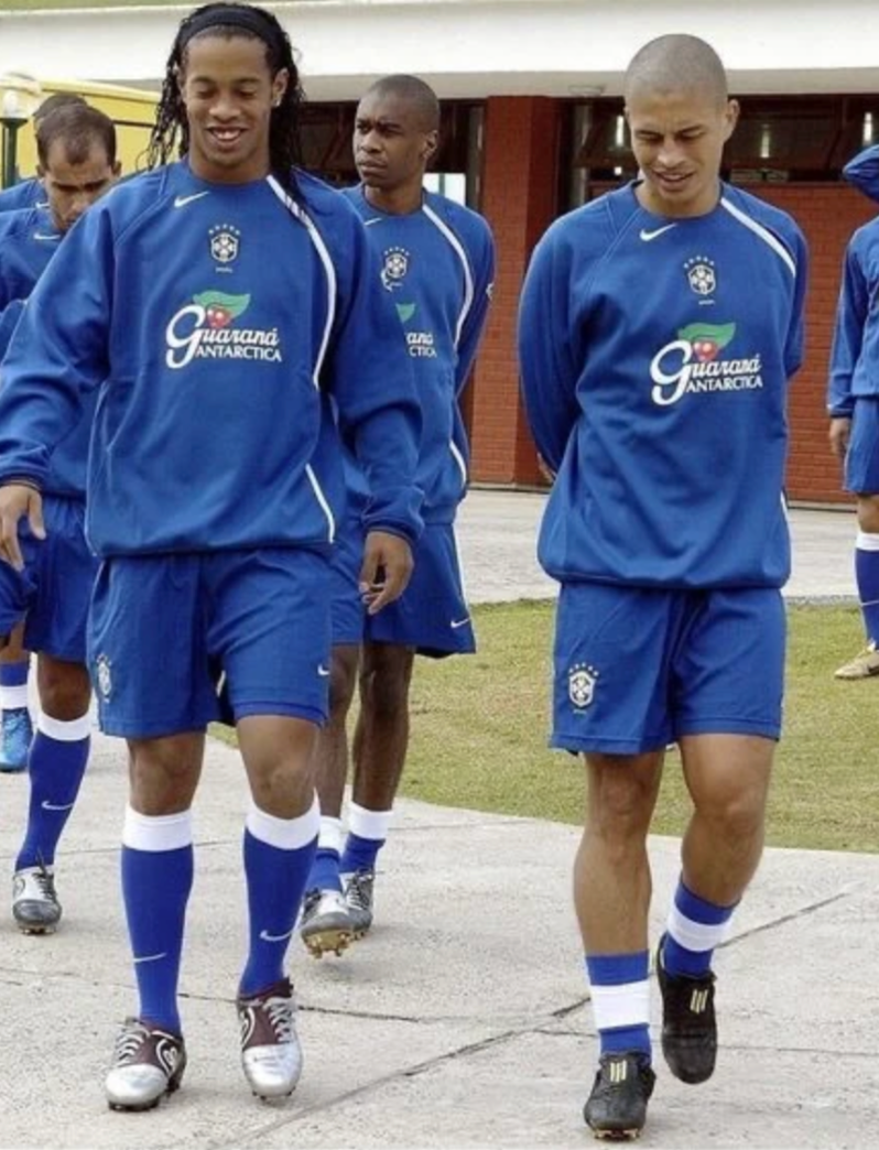 BLUE BRAZIL NIKE JERSEY - 2000S - L/M