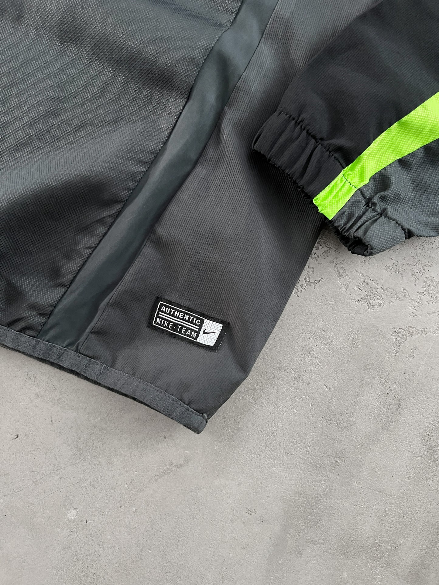 GREY EA SPORTS NIKE LONGSLEEVE - 2000S - L/M