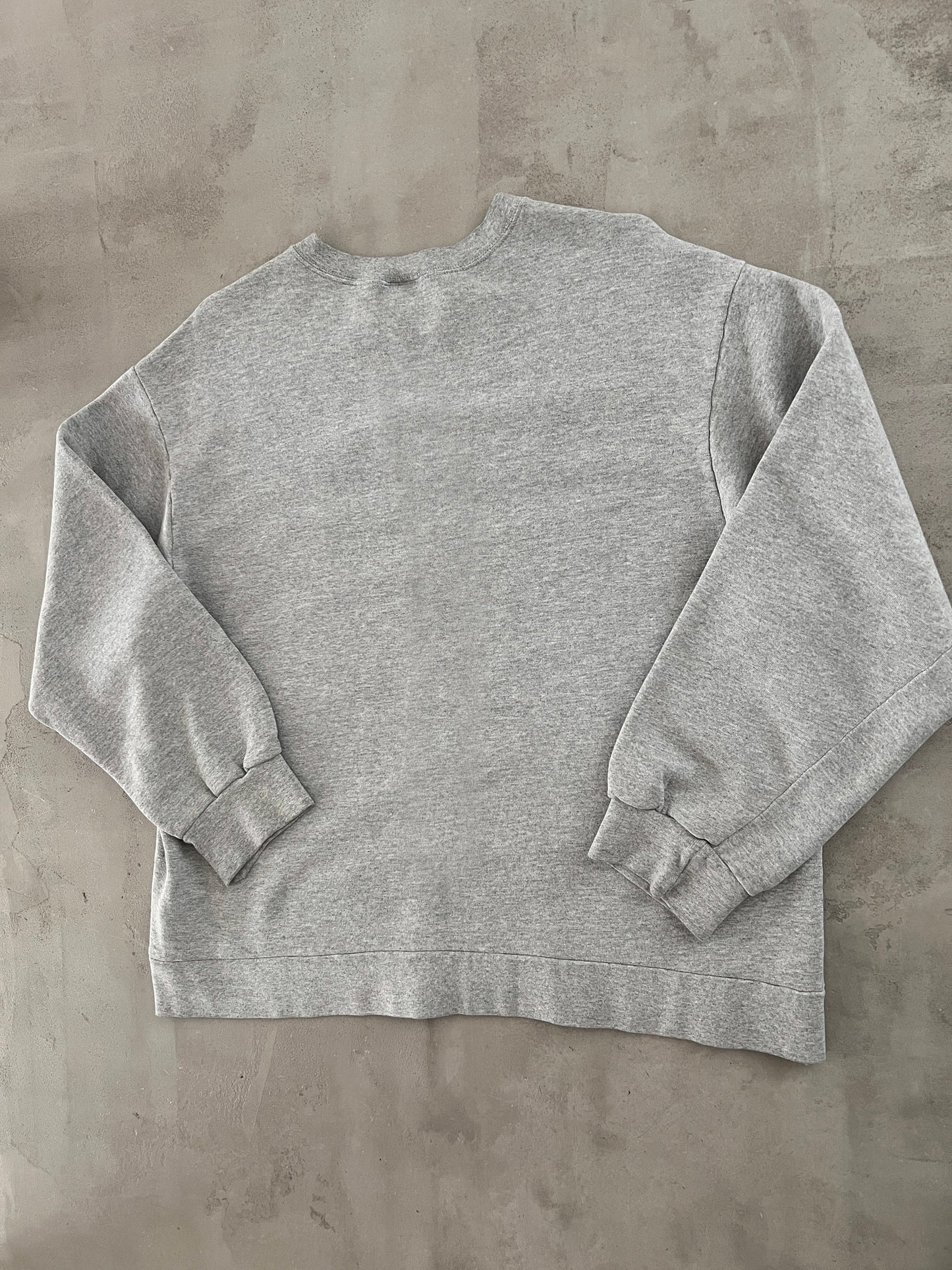 GREY NIKE NEW YORK SWEATER - 1990S - S/M