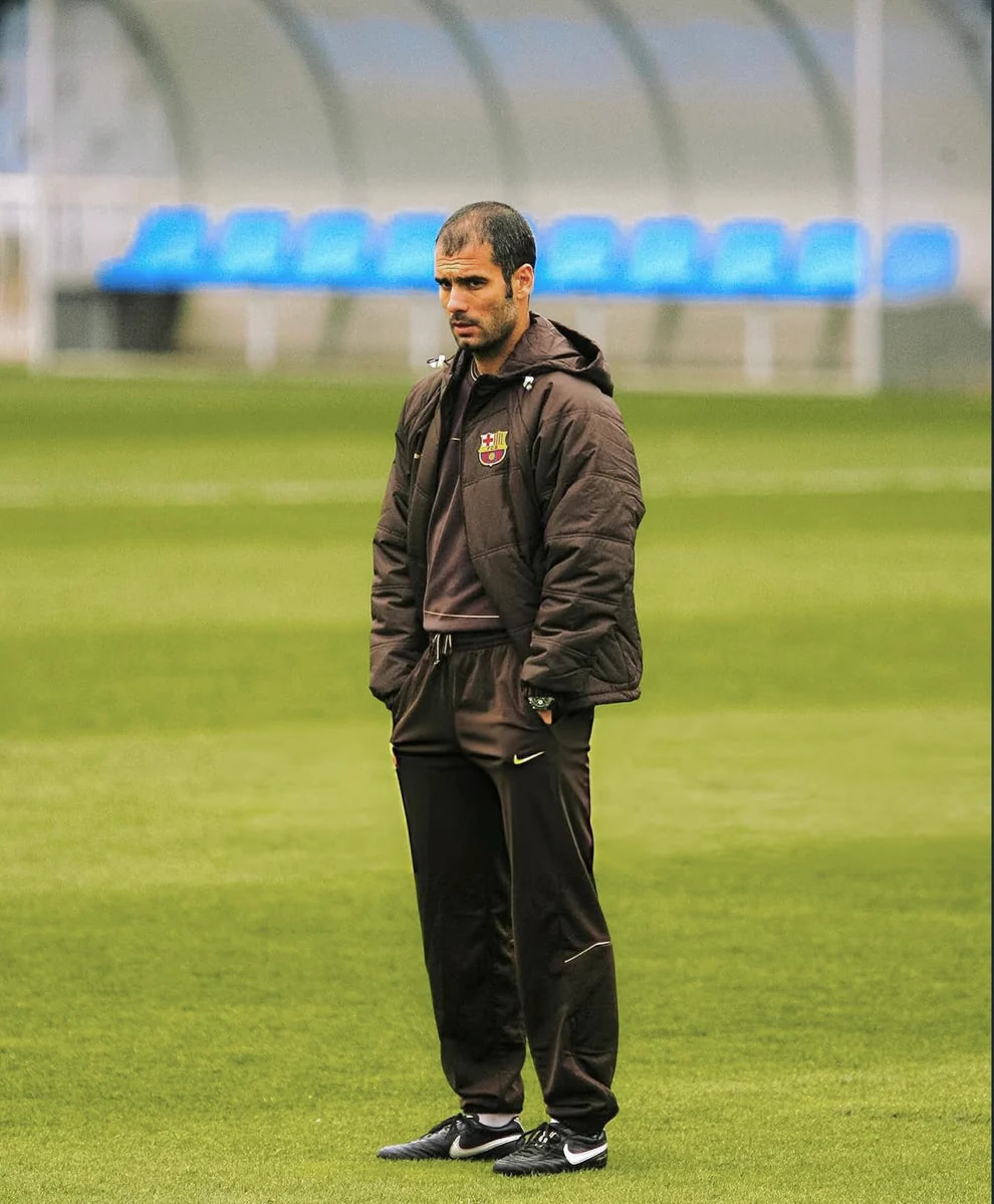 MOCHA FC BARCELONA NIKE TRACKSUIT - 2000S - S