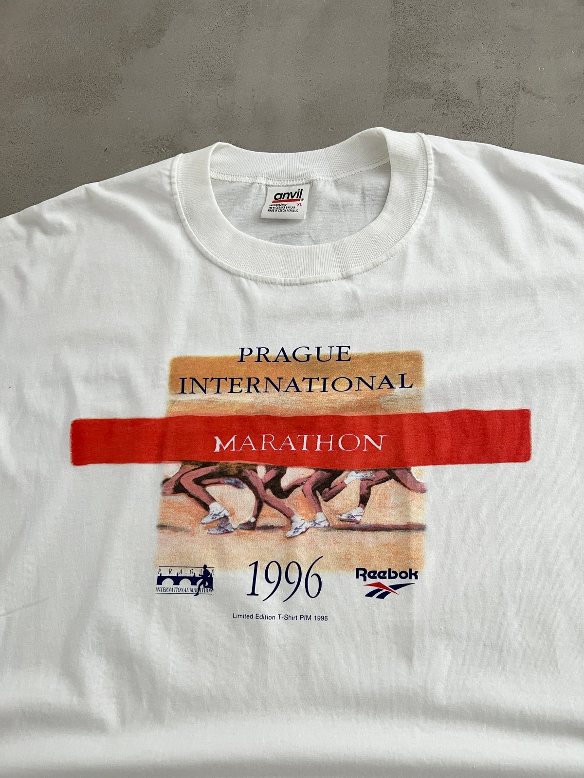 WHITE REEBOK PRAGUE MARATHON TEE - 1996 - XXL