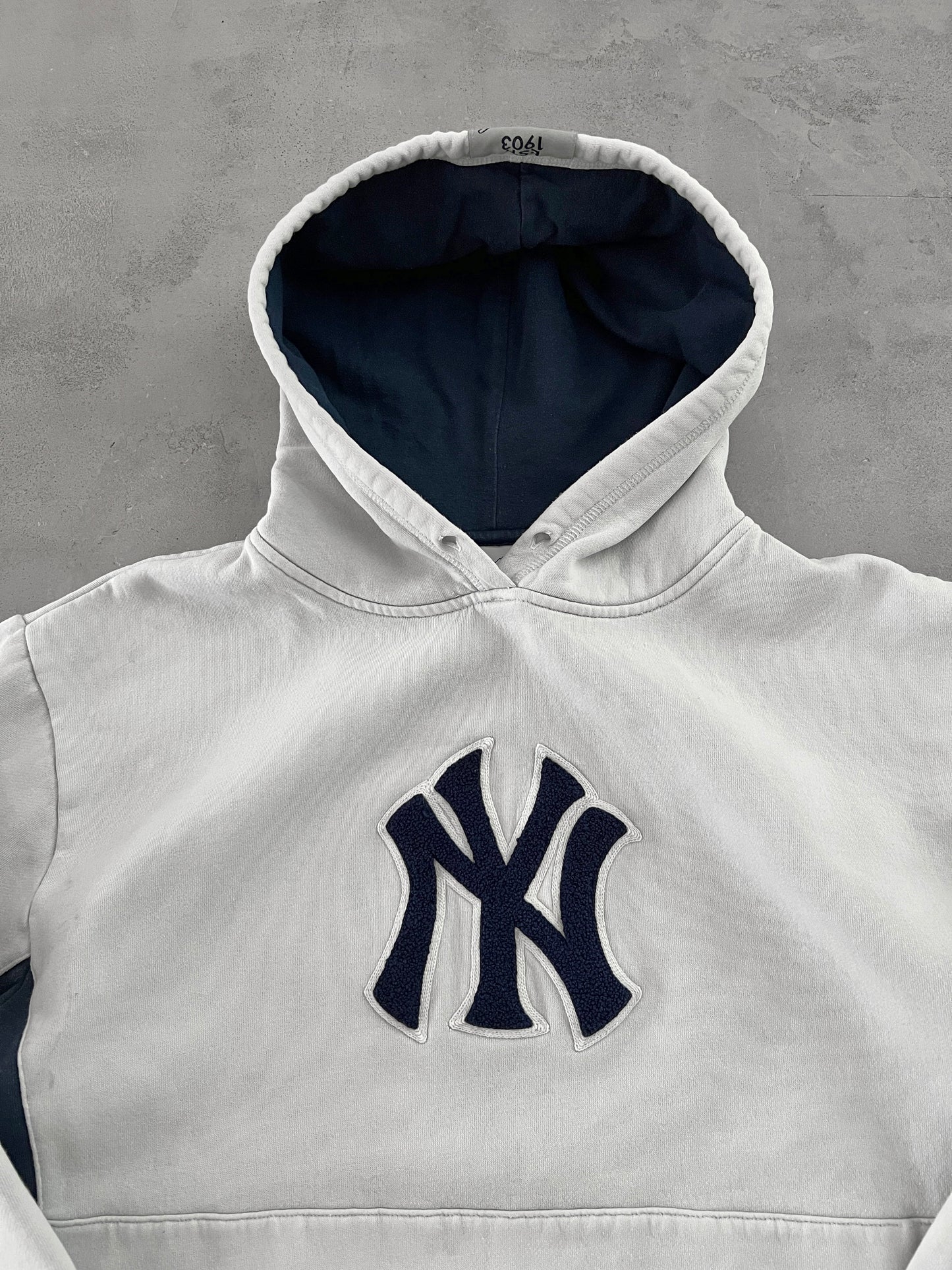 WHITE/NAVY YANKEES HOODIE - 1990S - S