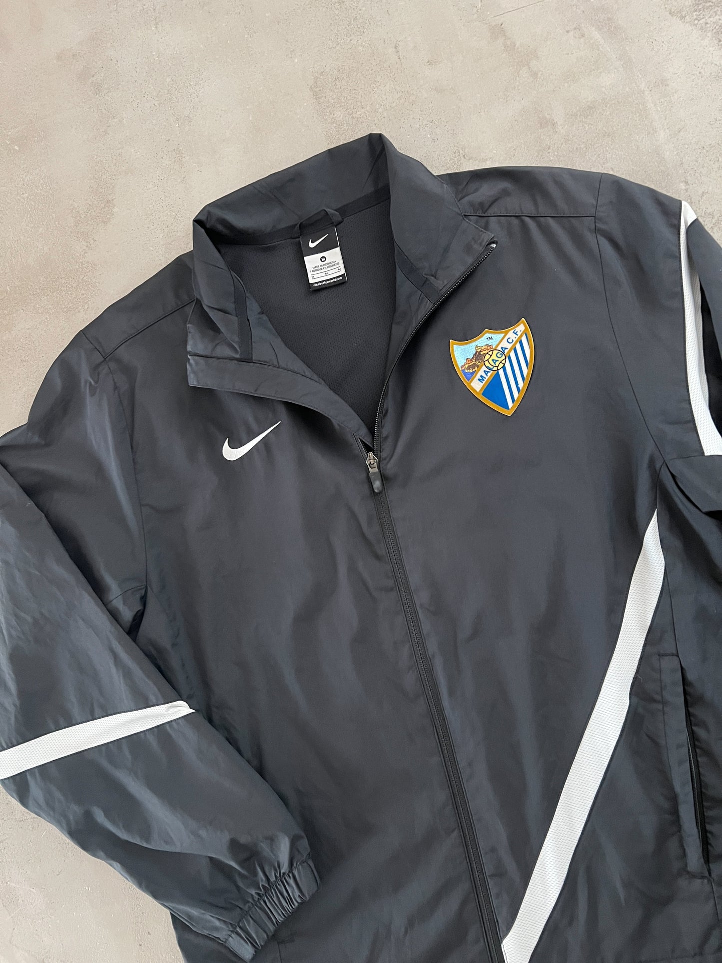 BLACK MALAGA NIKE JACKET - 2000S - M/L