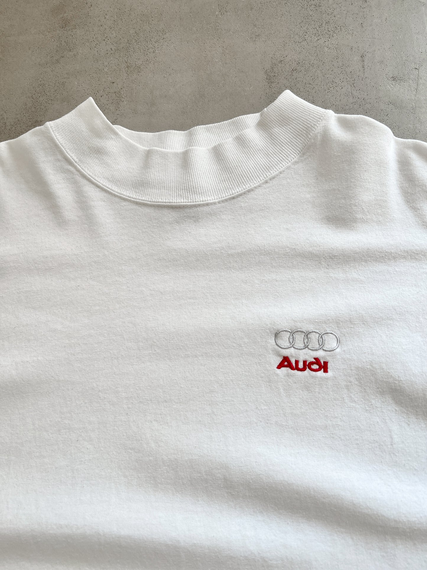 WHITE AUDI LONGSLEEVE - 2000S - L/XL