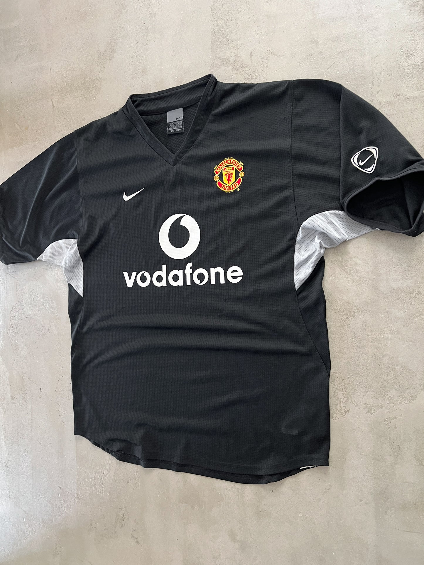 BLACK MANCHESTER UNITED NIKE JERSEY - 2003/04 - L/XL