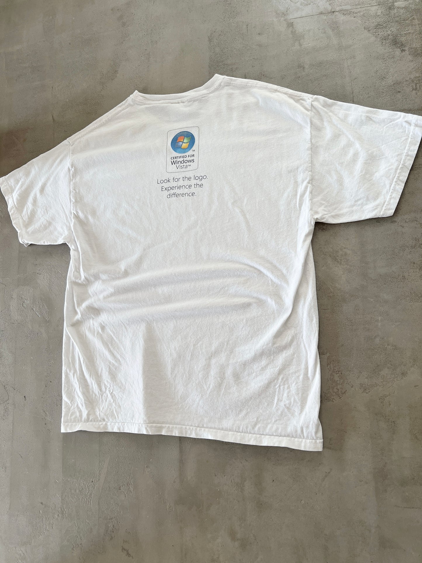 WHITE WINDOWS VISTA TEE - 2006 - L