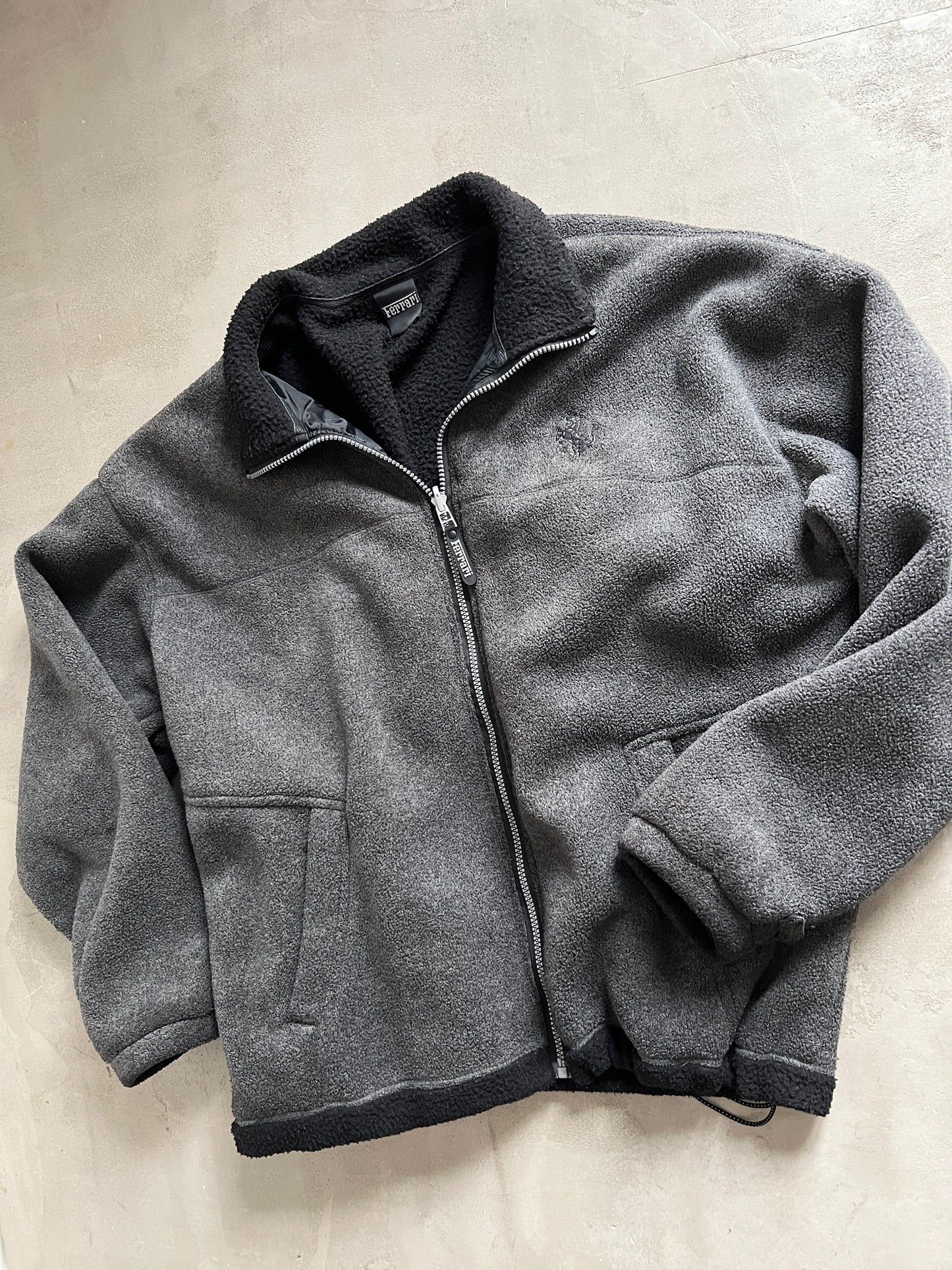 GREY FERRARI FLEECE JACKET - 1990S - L/XL