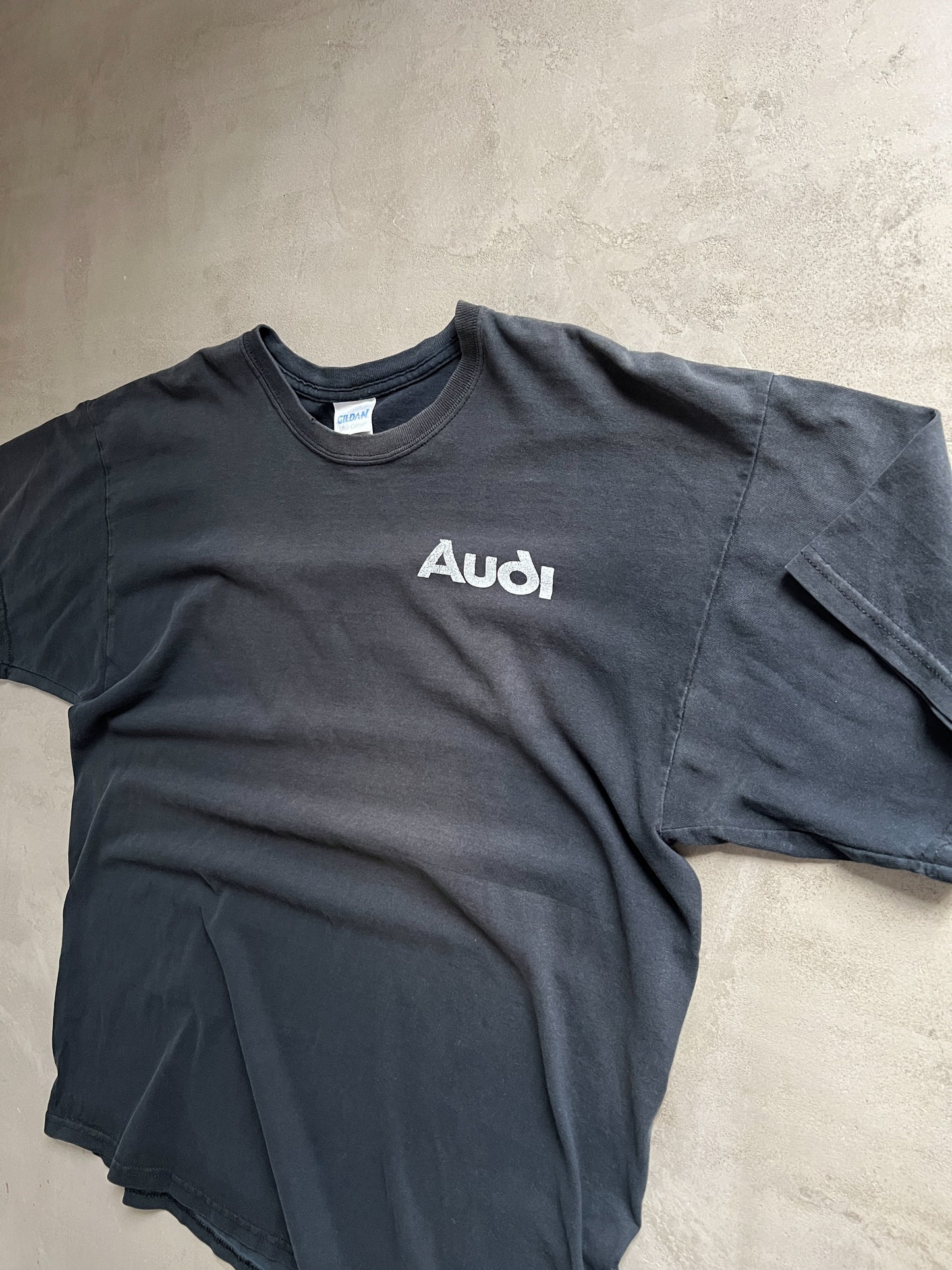 FADED BLACK AUDI R8 TEE - 2000S - L