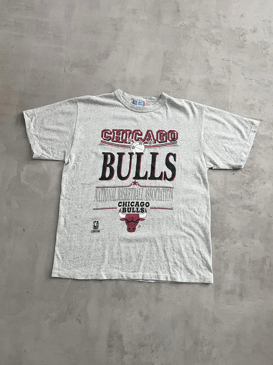 GREY CHICAGO BULLS NBA TEE - 1990S - L/M