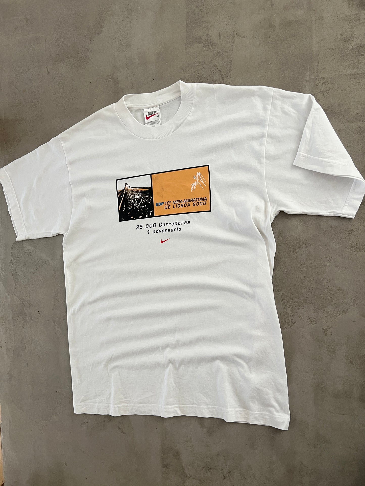 WHITE NIKE LISBOA MARATHON TEE - 2000 - XL